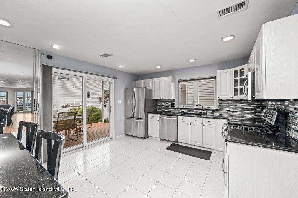 125 Mansion Avenue, Staten Island, NY, 10308 image 8