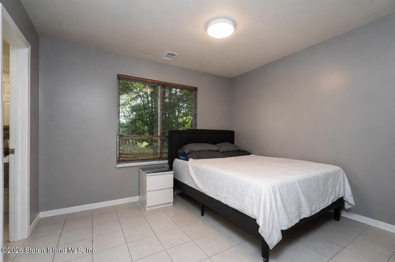 64 Amanda Court, Staten Island, NY, 10312 image 8