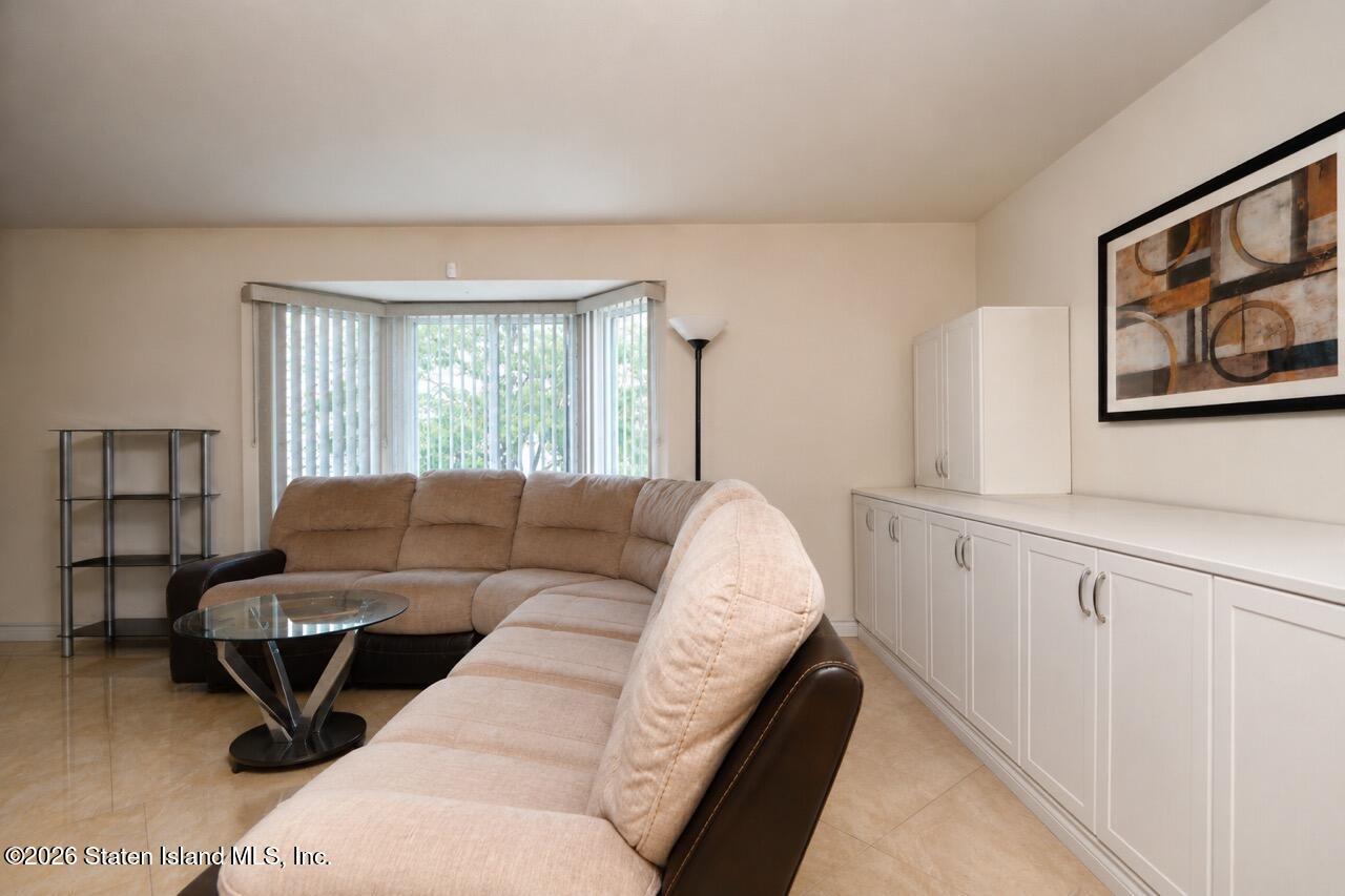 64 Amanda Court, Staten Island, NY, 10312 image 19