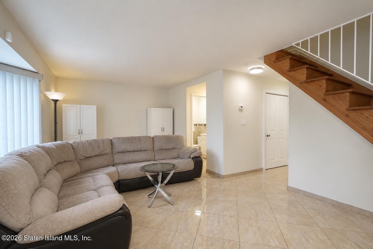 64 Amanda Court, Staten Island, NY, 10312 image 20