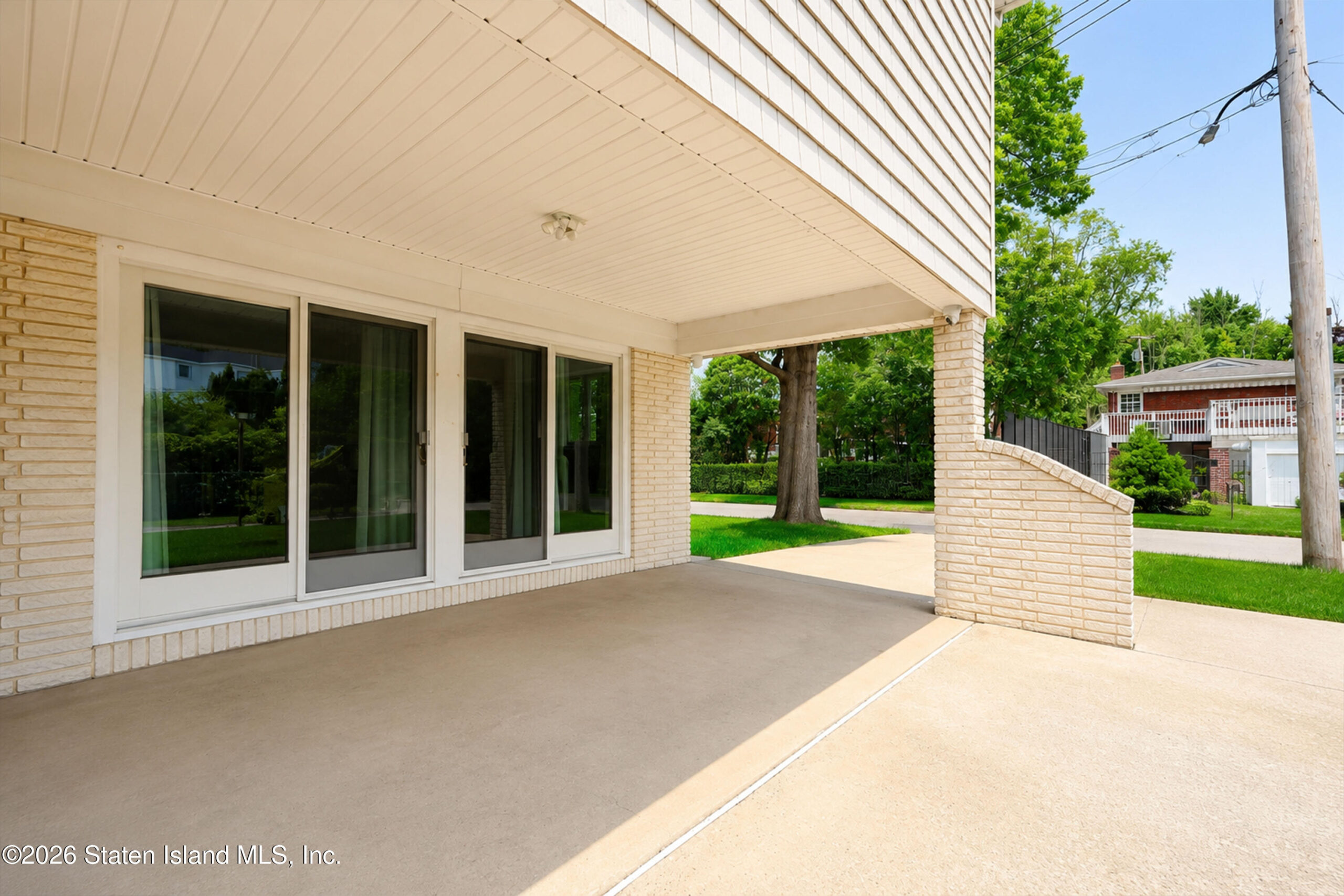 35 Cattaraugus Street Image 4