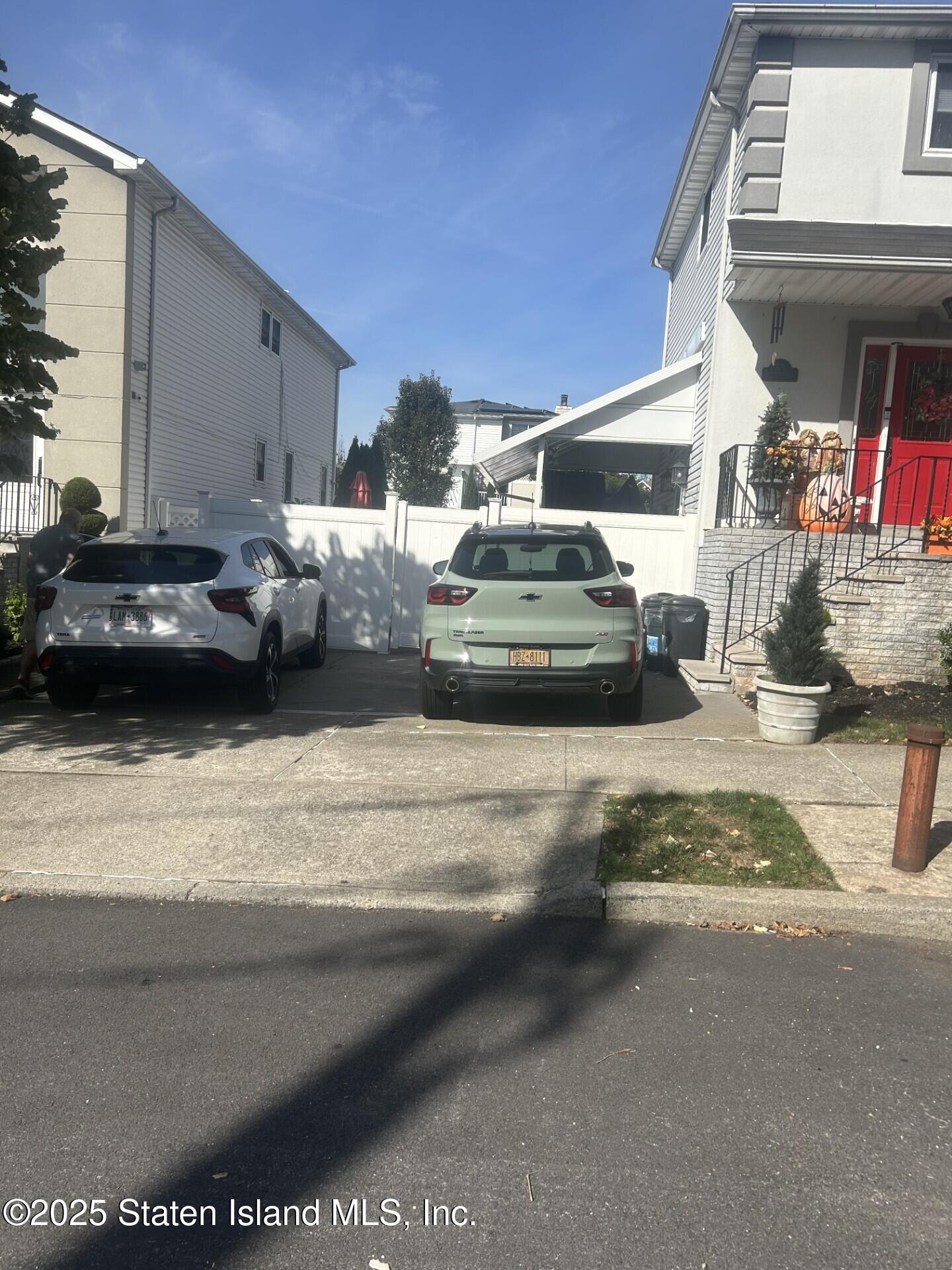 89 Columbus Avenue Image 2