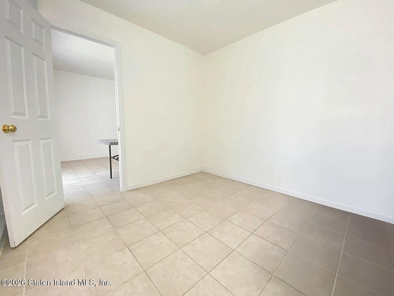 239 Dover Green, Staten Island, NY, 10312 image 16