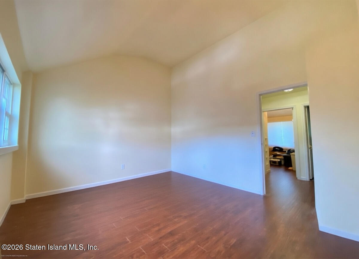 239 Dover Green, Staten Island, NY, 10312 image 11
