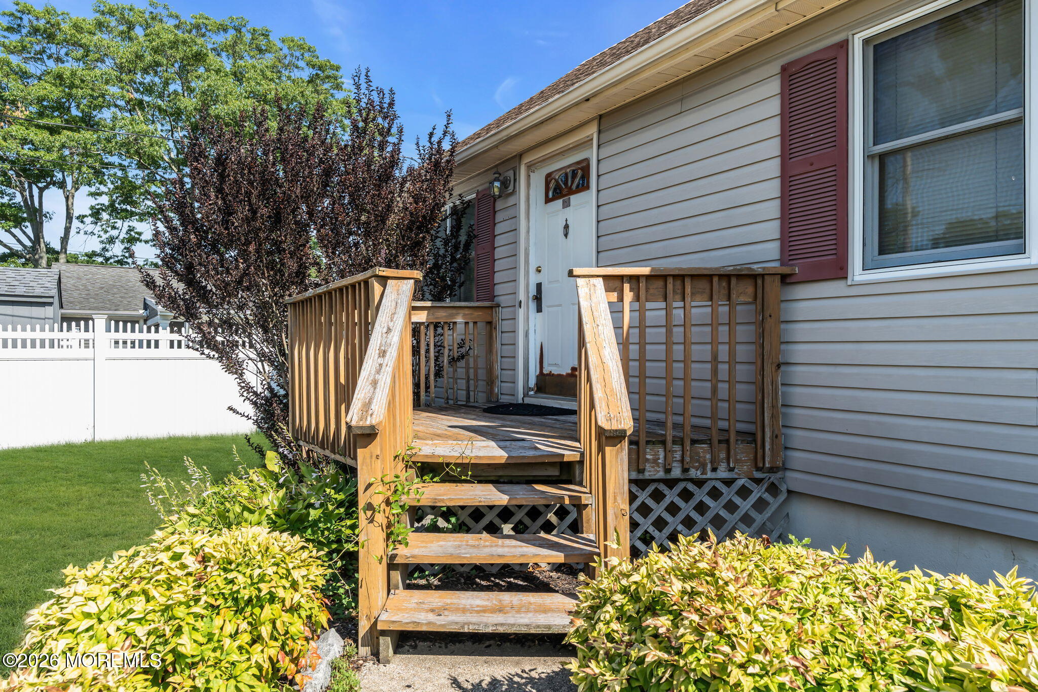 2415 Beech Street Image 3