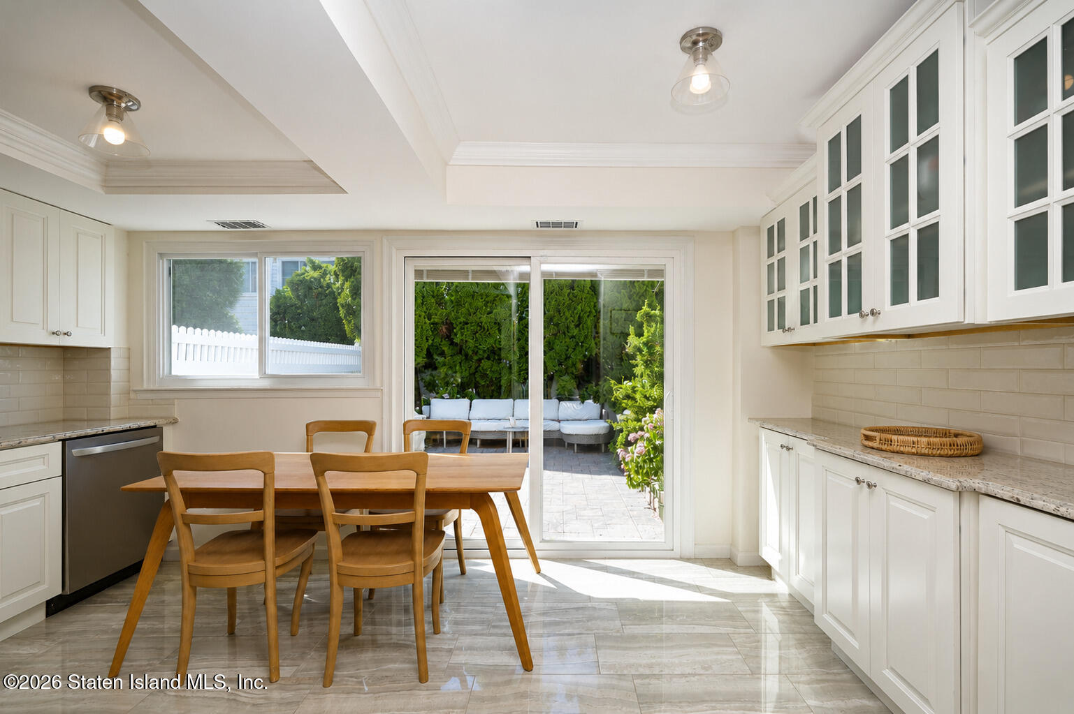 94 Hampton Green, Staten Island, NY, 10312 image 9