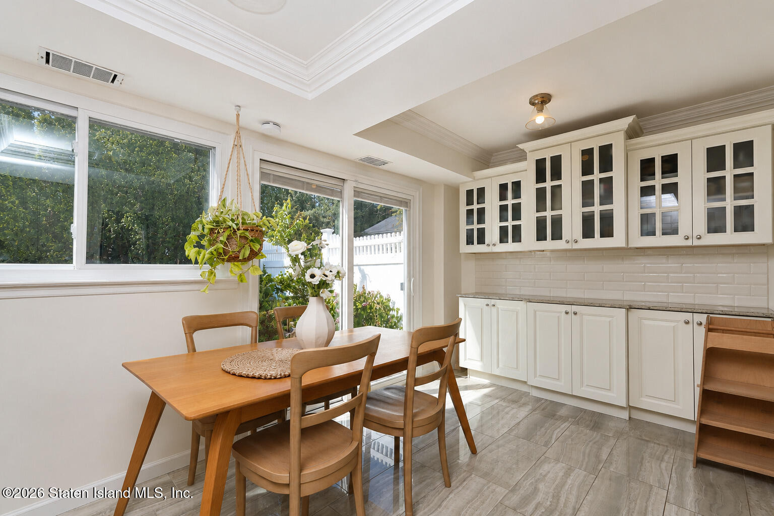 94 Hampton Green, Staten Island, NY, 10312 image 11