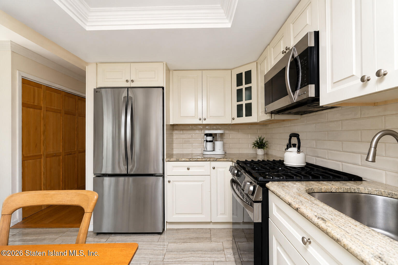 94 Hampton Green, Staten Island, NY, 10312 image 12