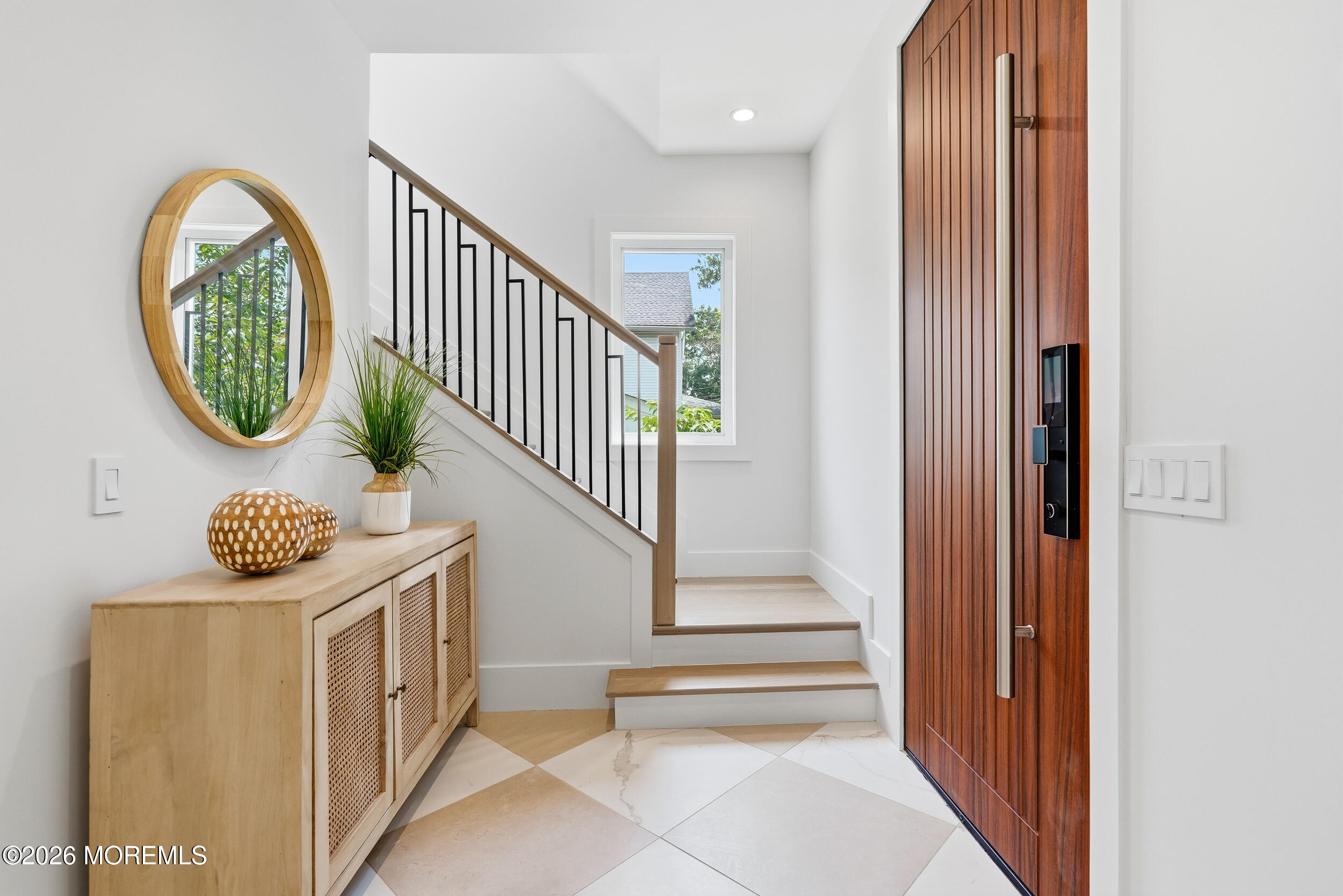 1005 5th Avenue Image 2