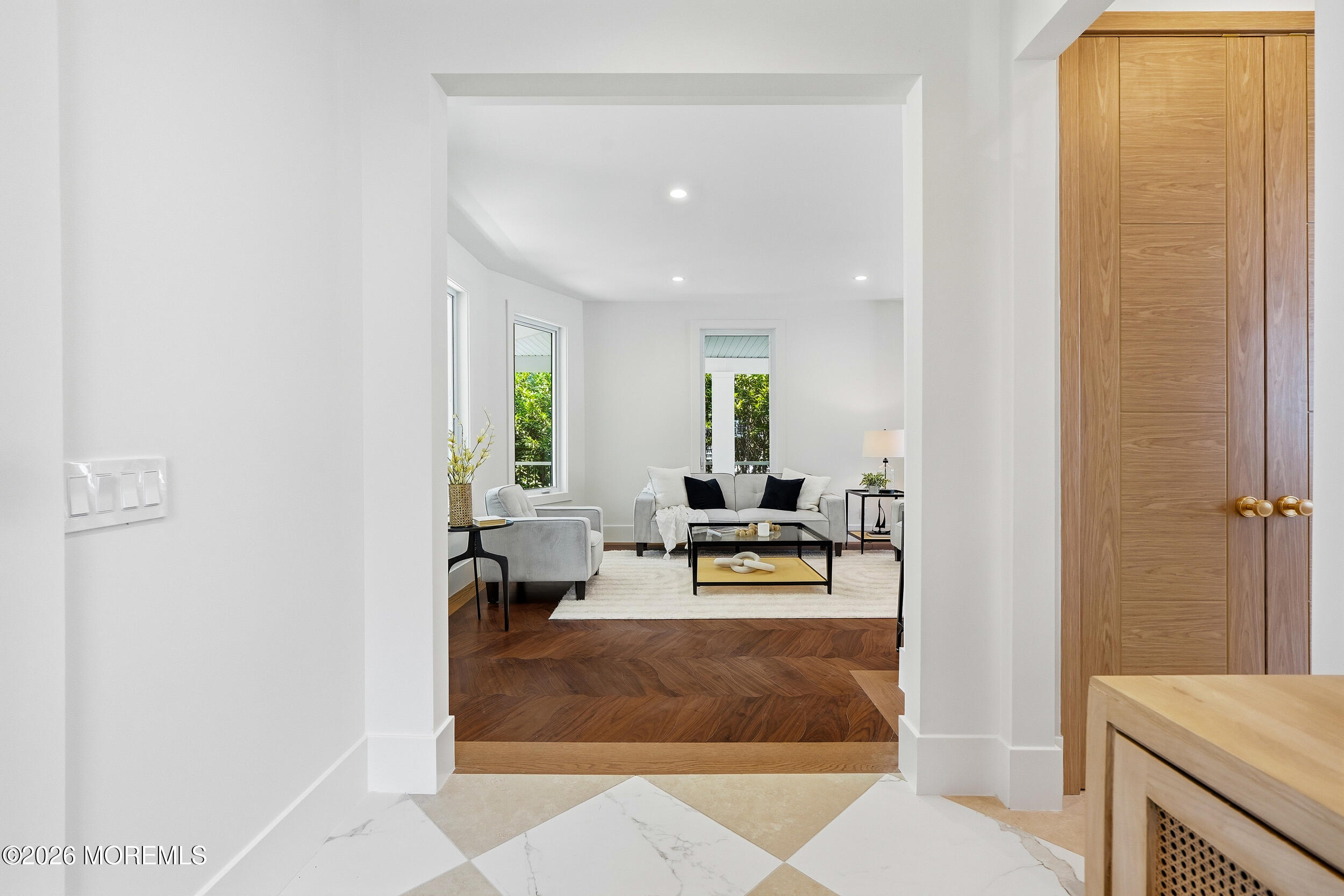 1005 5th Avenue Image 5