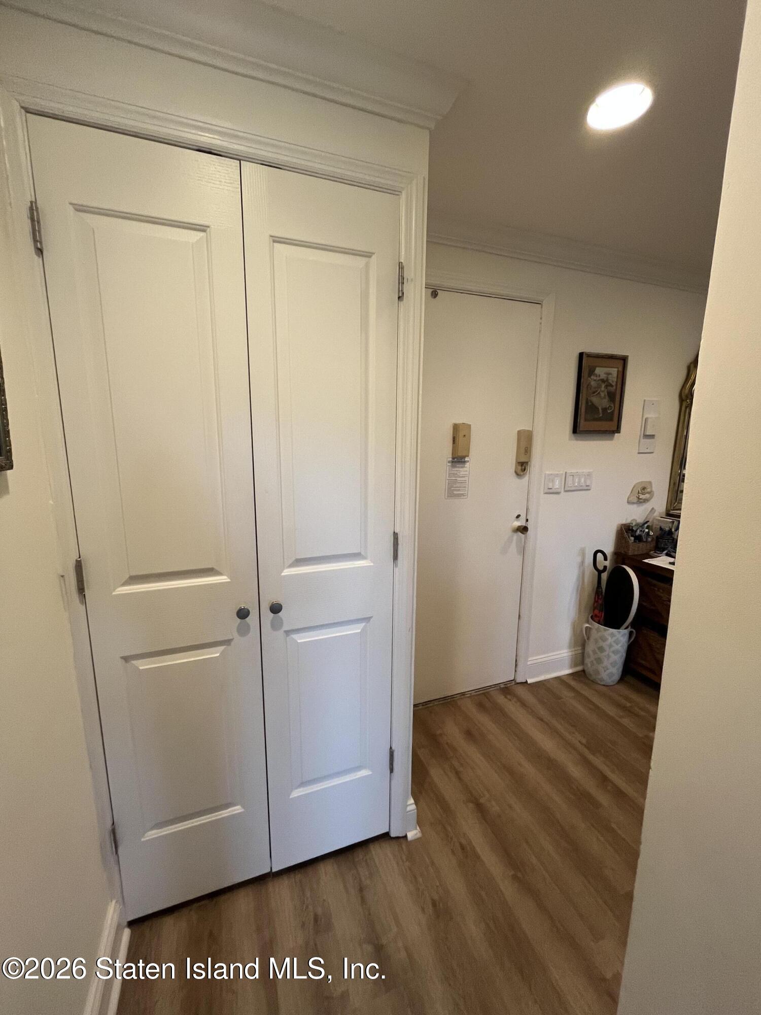 1100 Clove Road 7-n Image 5