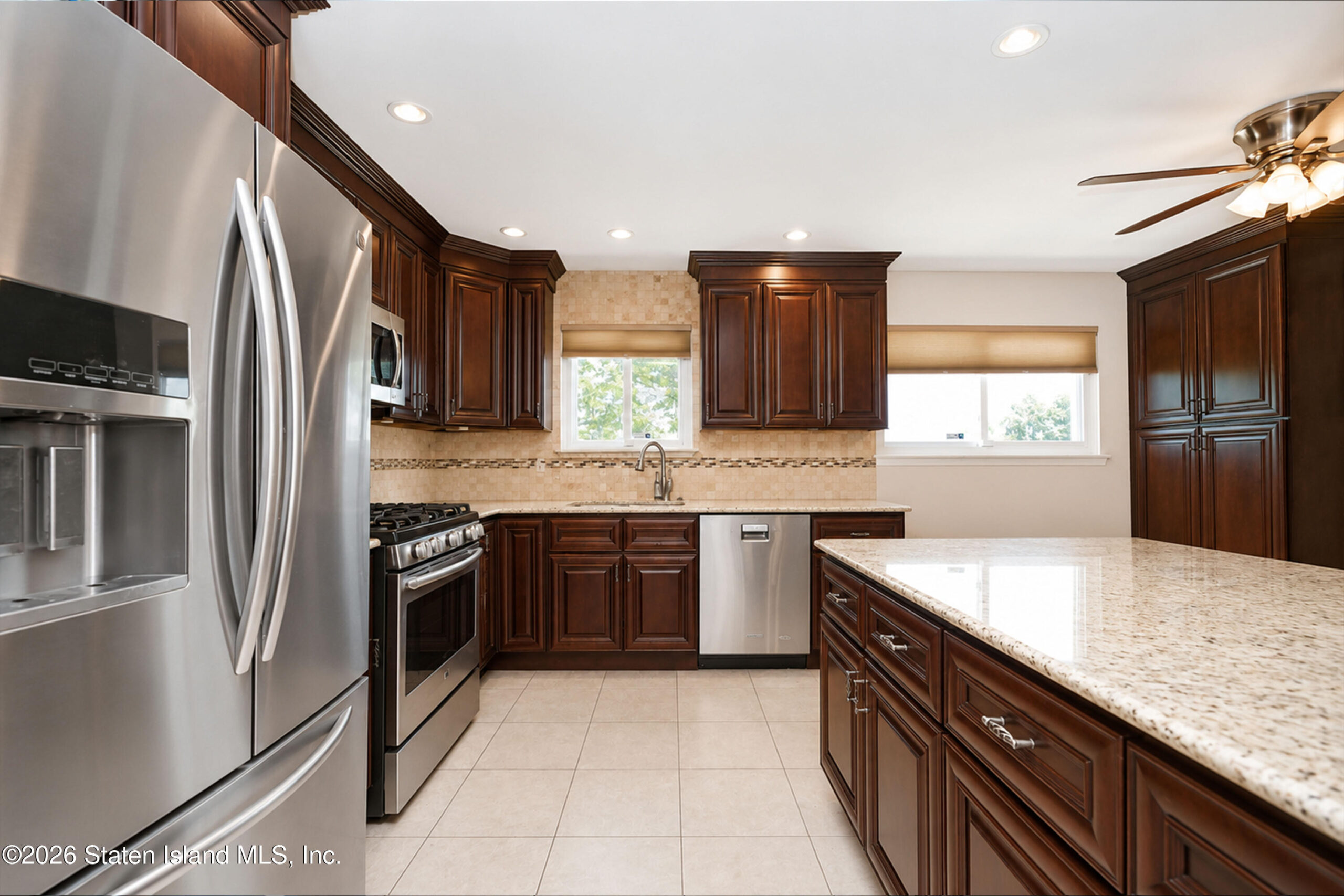 37 Middle Loop Road, Staten Island, NY, 10308 image 14