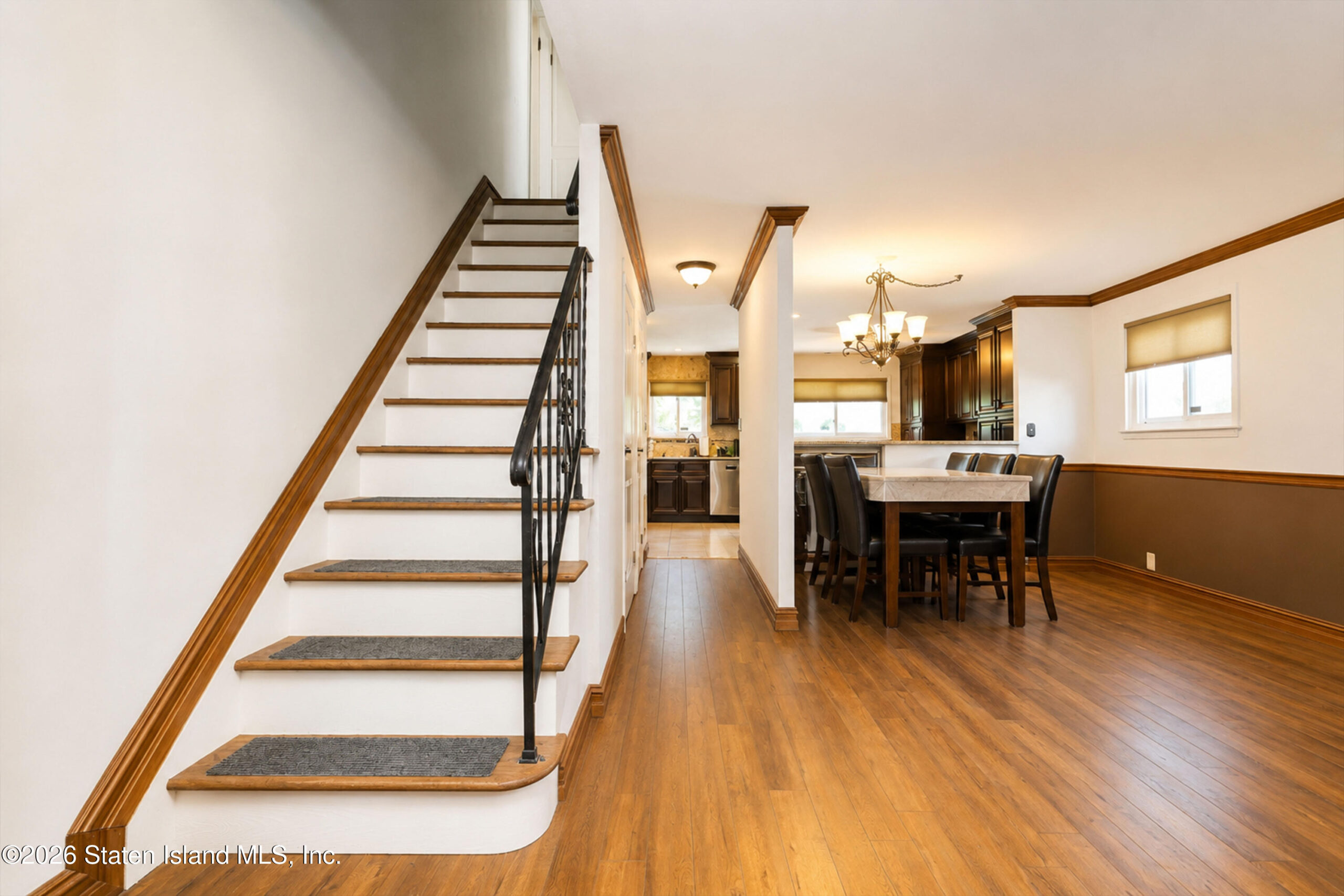 37 Middle Loop Road, Staten Island, NY, 10308 image 7