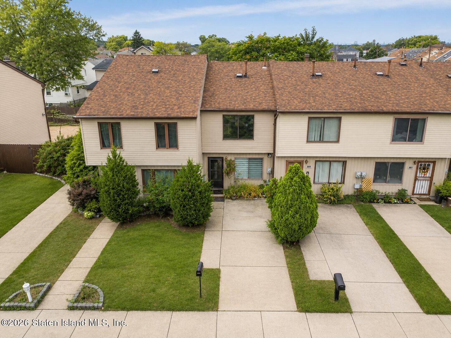 891 Patterson Avenue Image 3