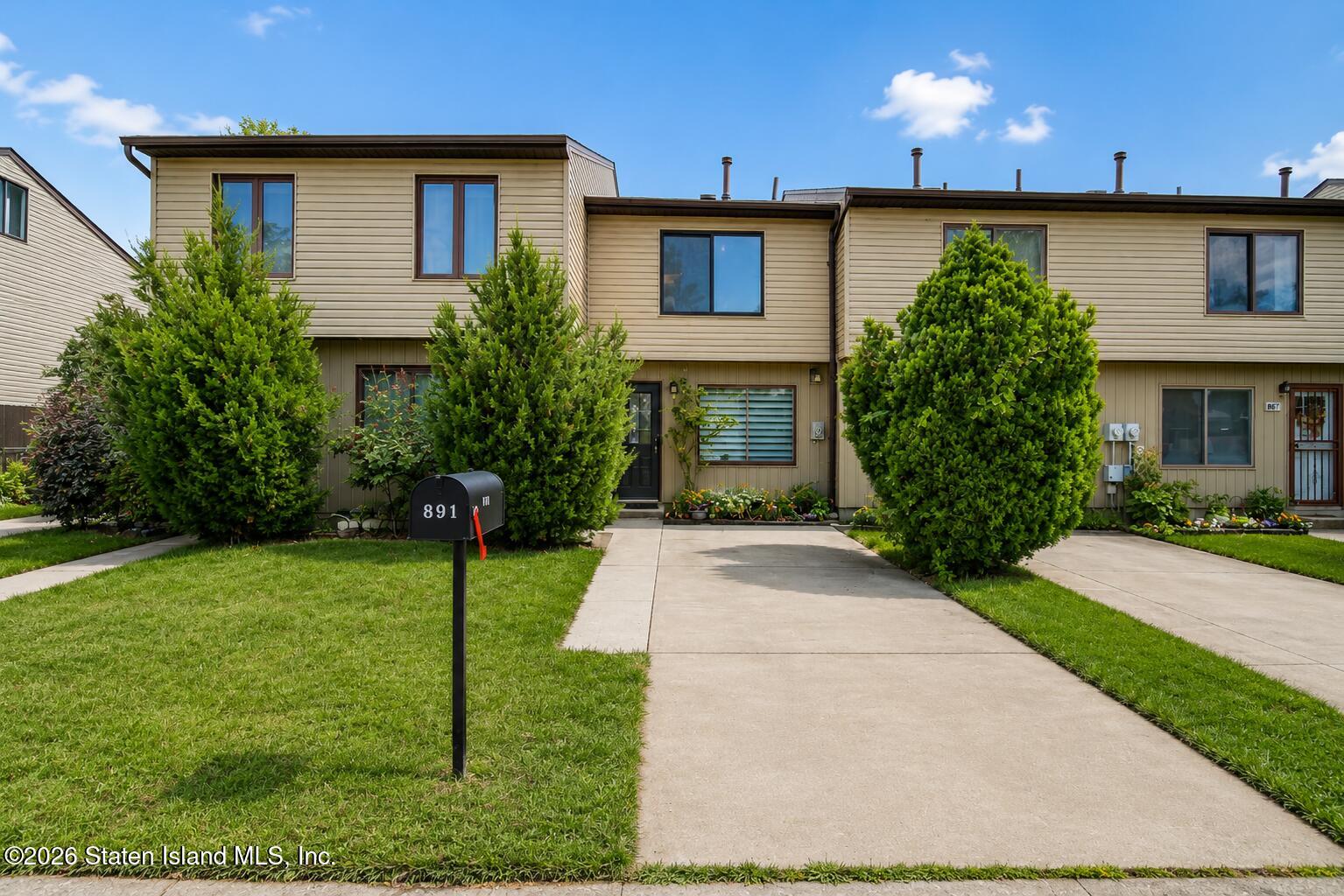 891 Patterson Avenue Image 2