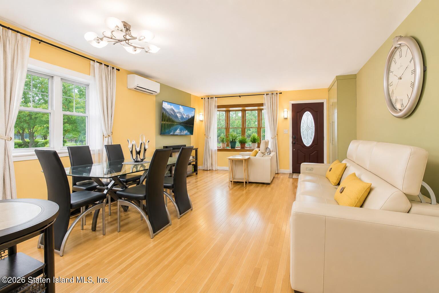 58 Columbus Avenue Image 4