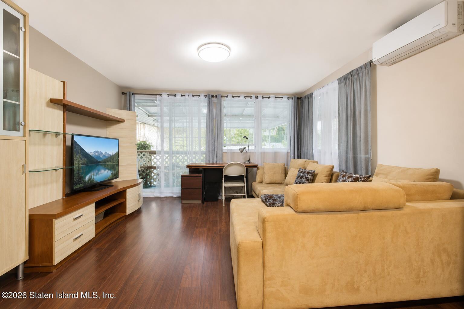 58 Columbus Avenue, Staten Island, NY, 10304 image 16