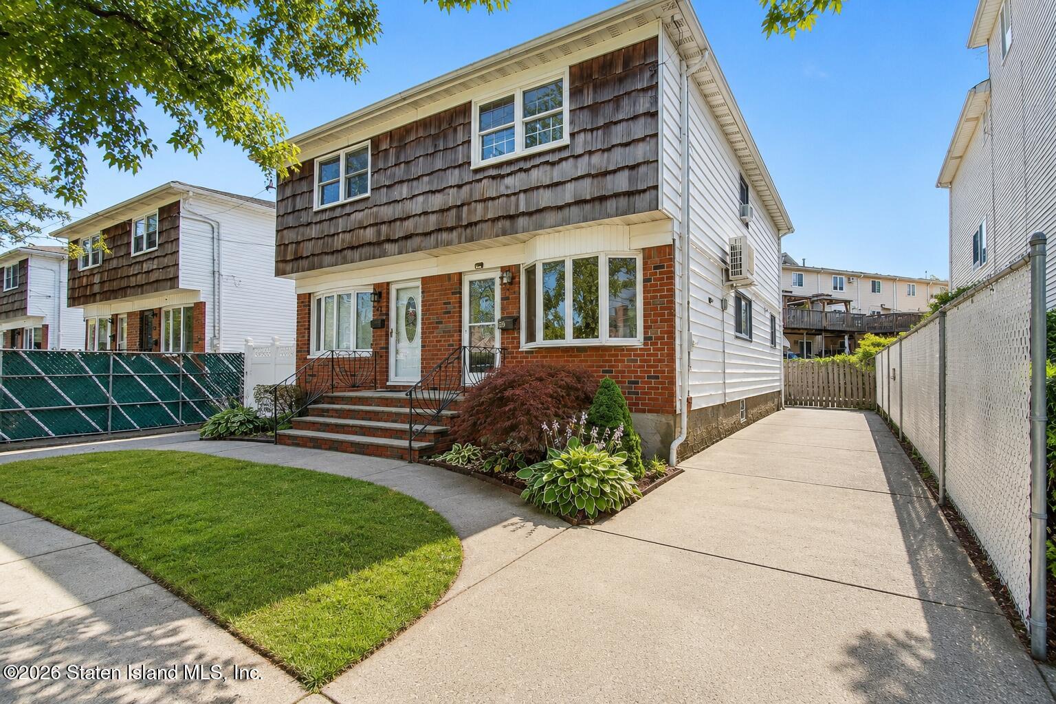 58 Columbus Avenue Image 2