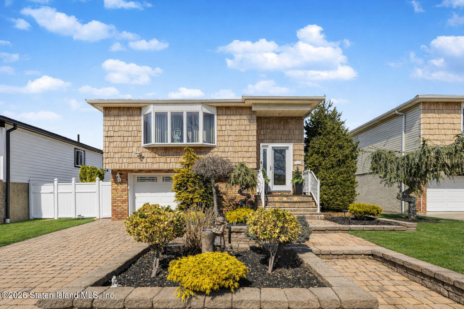 767 Lamont Avenue Image 4