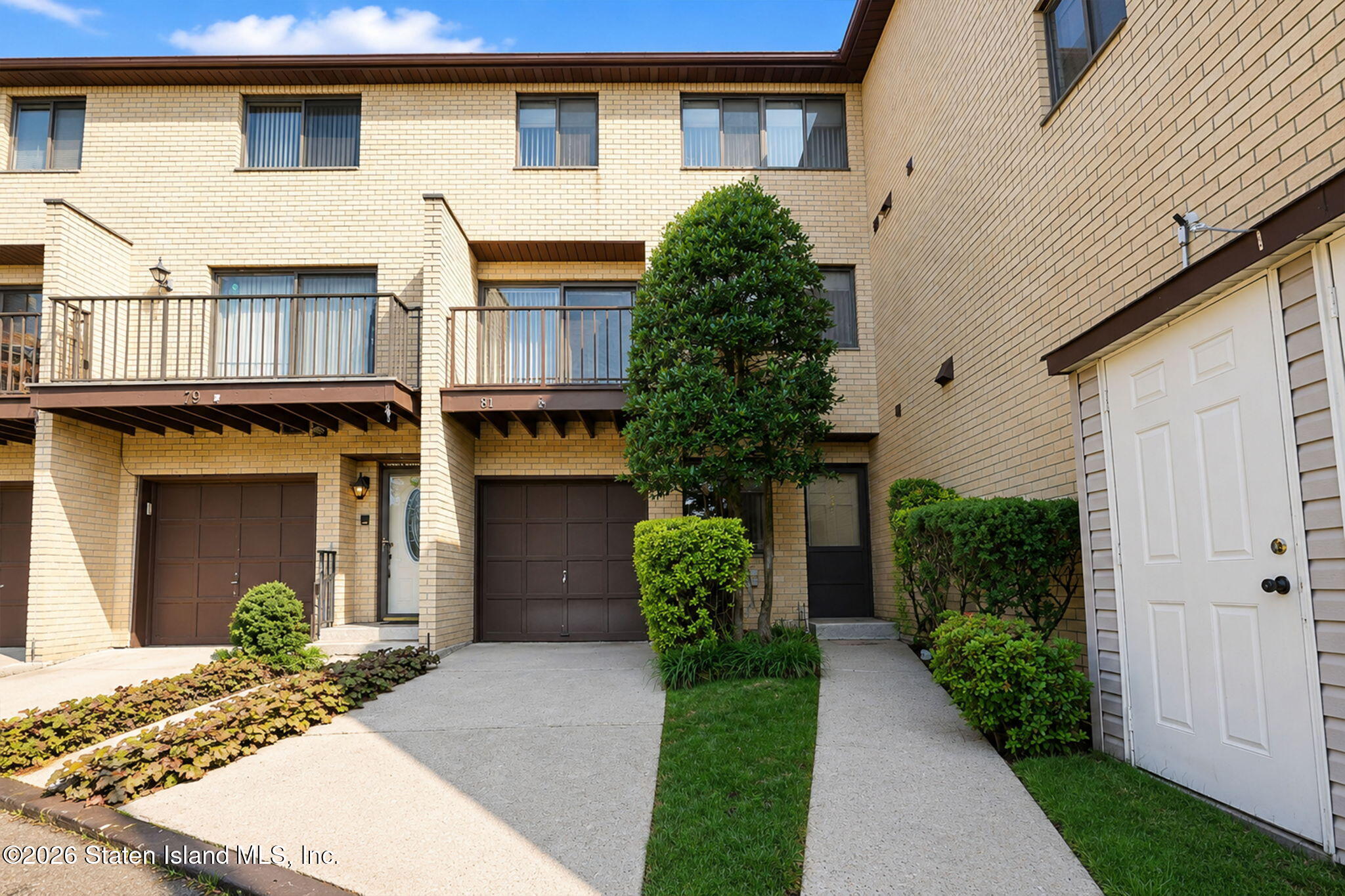 81 Canon Drive Image 2