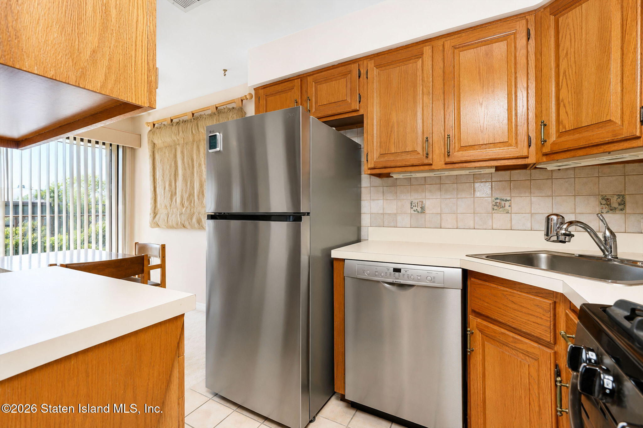 81 Canon Drive, Staten Island, NY, 10314 image 13