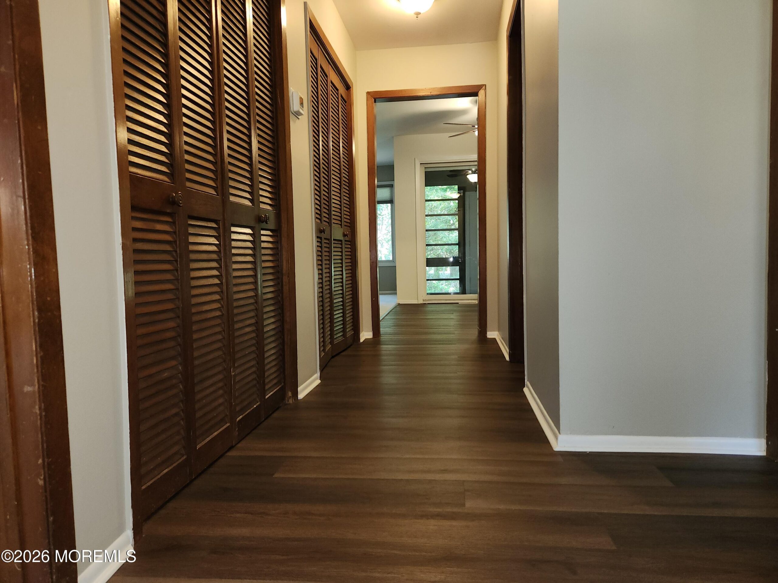 126 E Holly Lane 303 Image 3