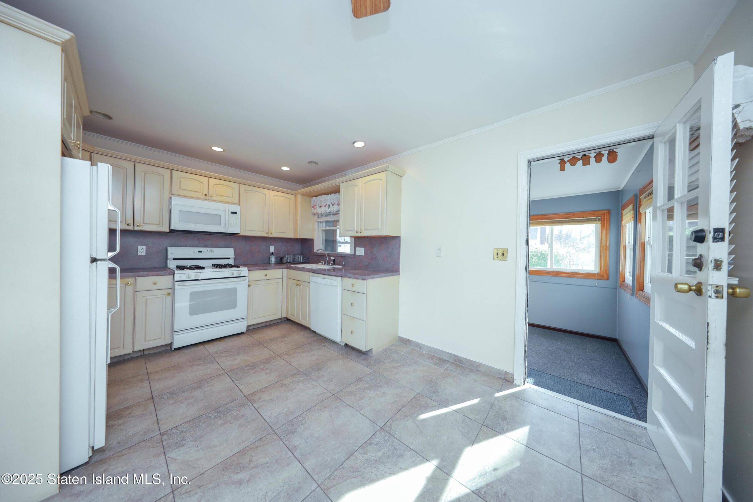 100 Sterling Avenue, Staten Island, NY, 10306 image 9