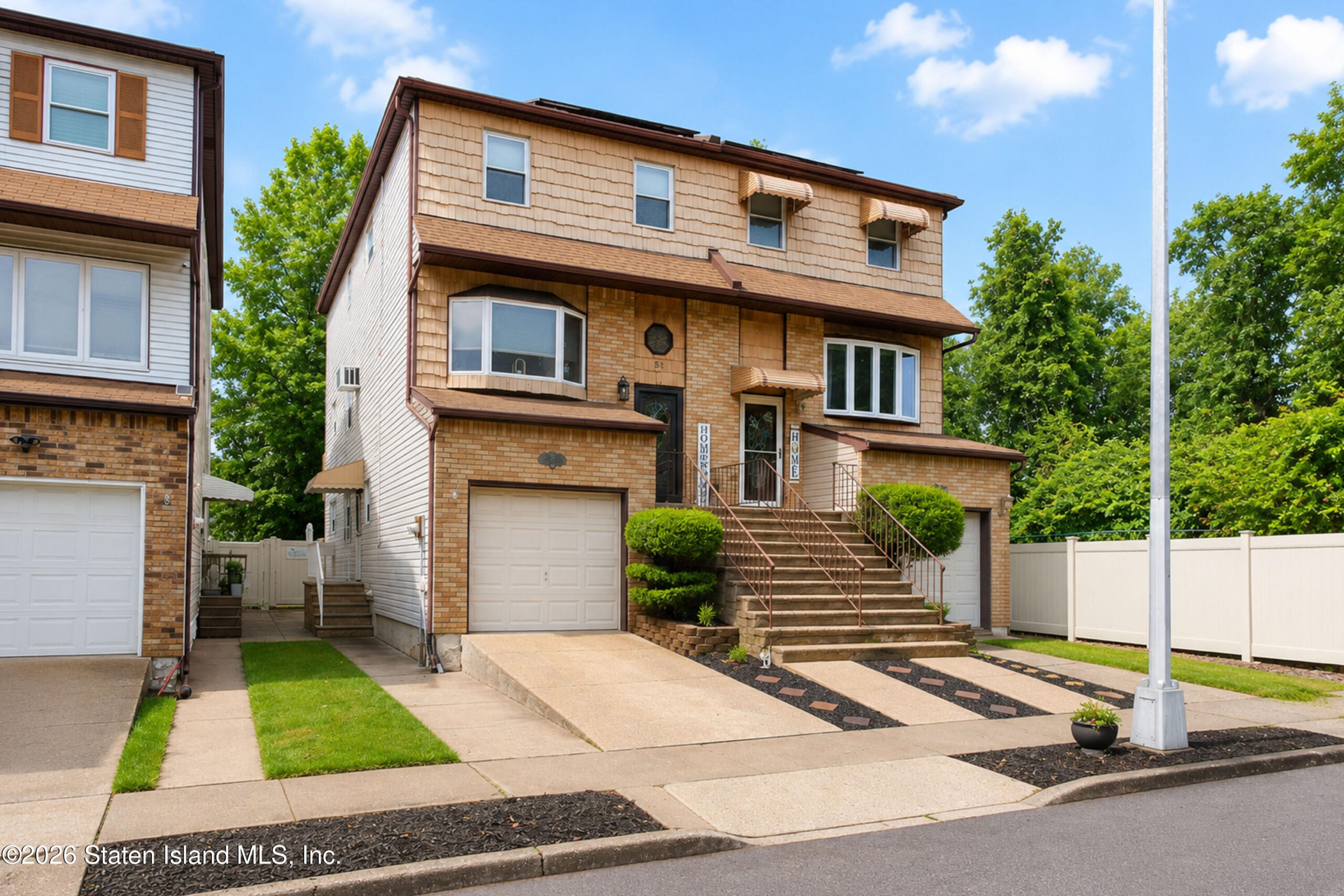 52 Cottonwood Court Image 1