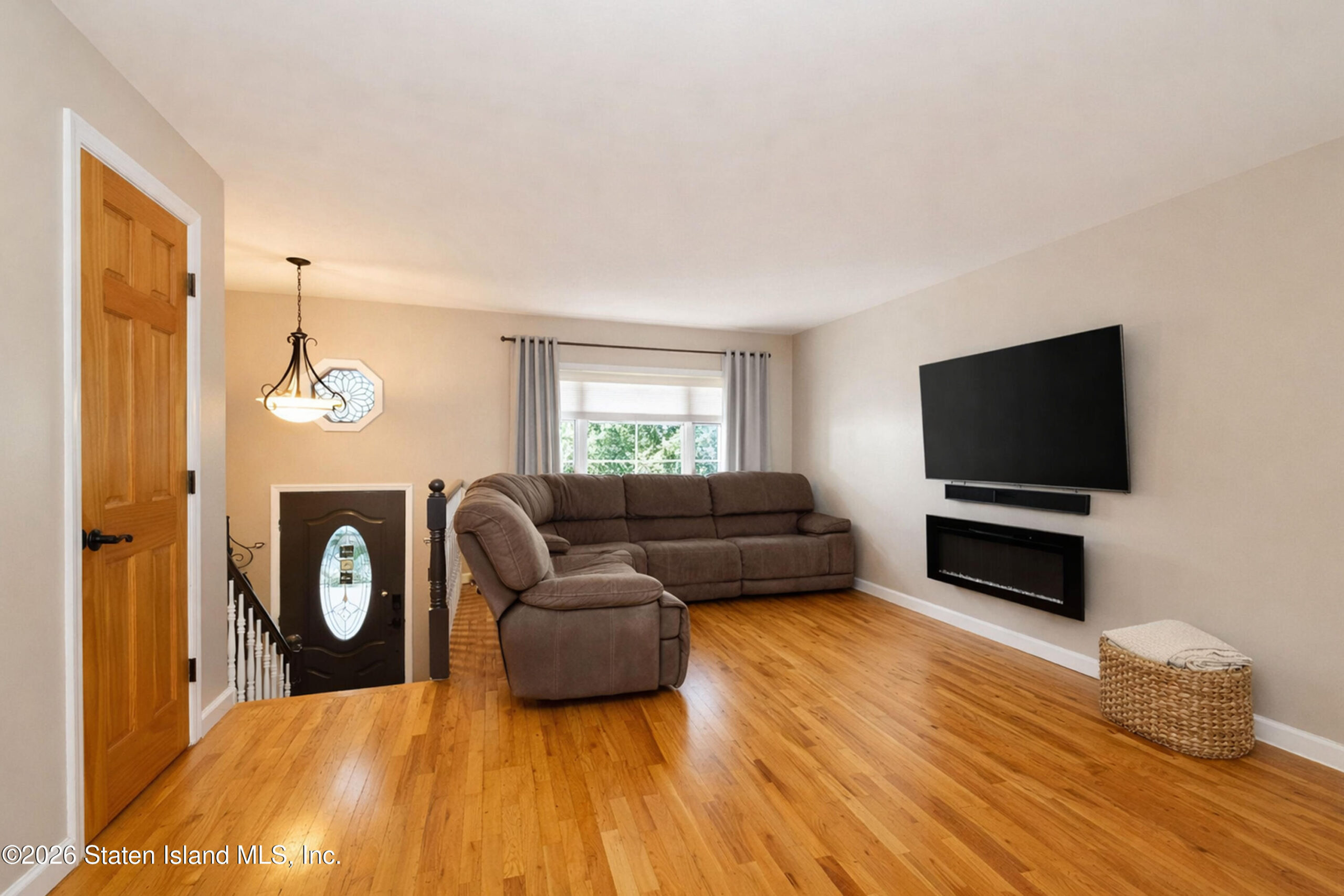 52 Cottonwood Court Image 3