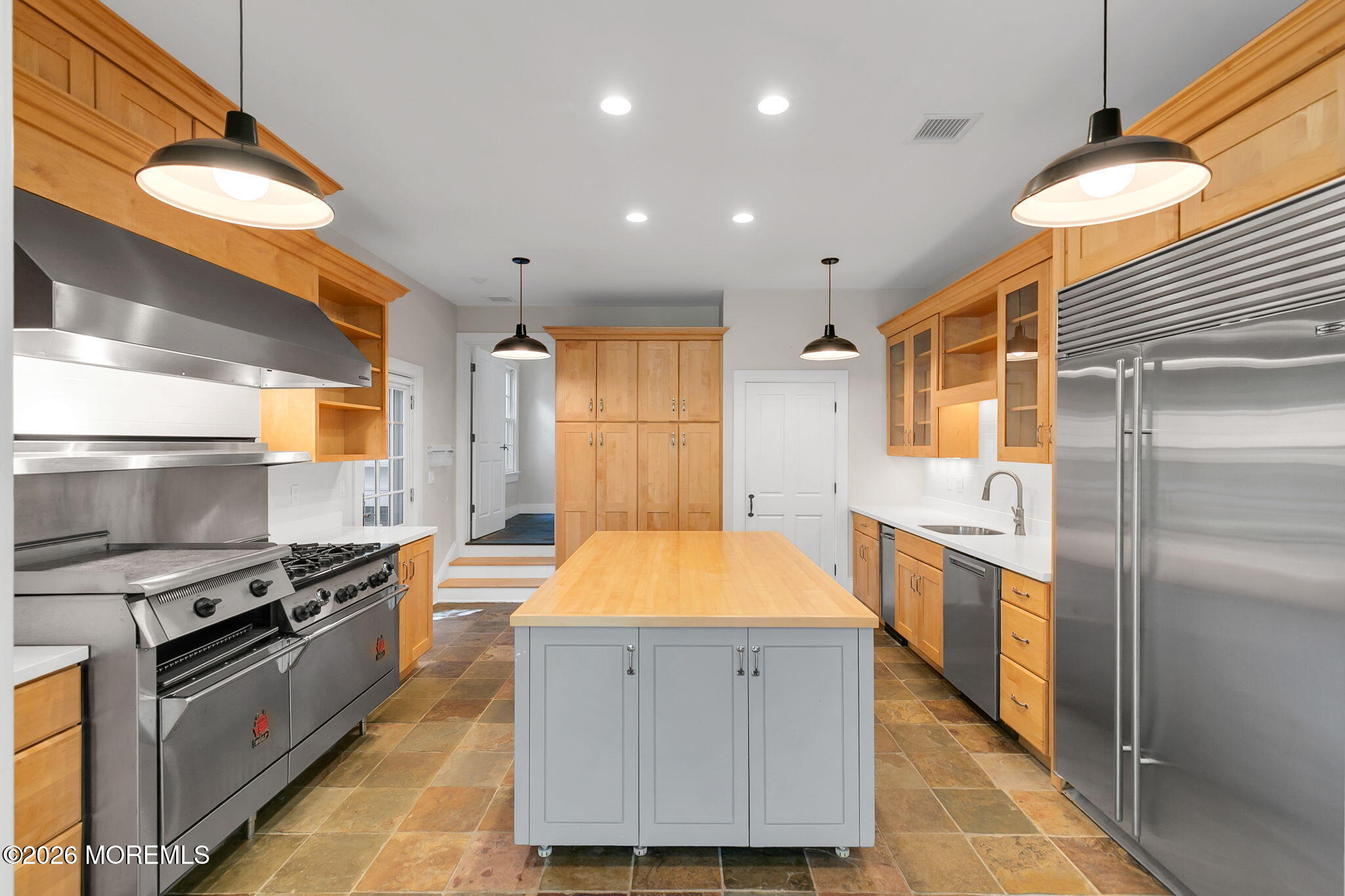 100/98 W River Road, Rumson, NJ, 07760 image 41