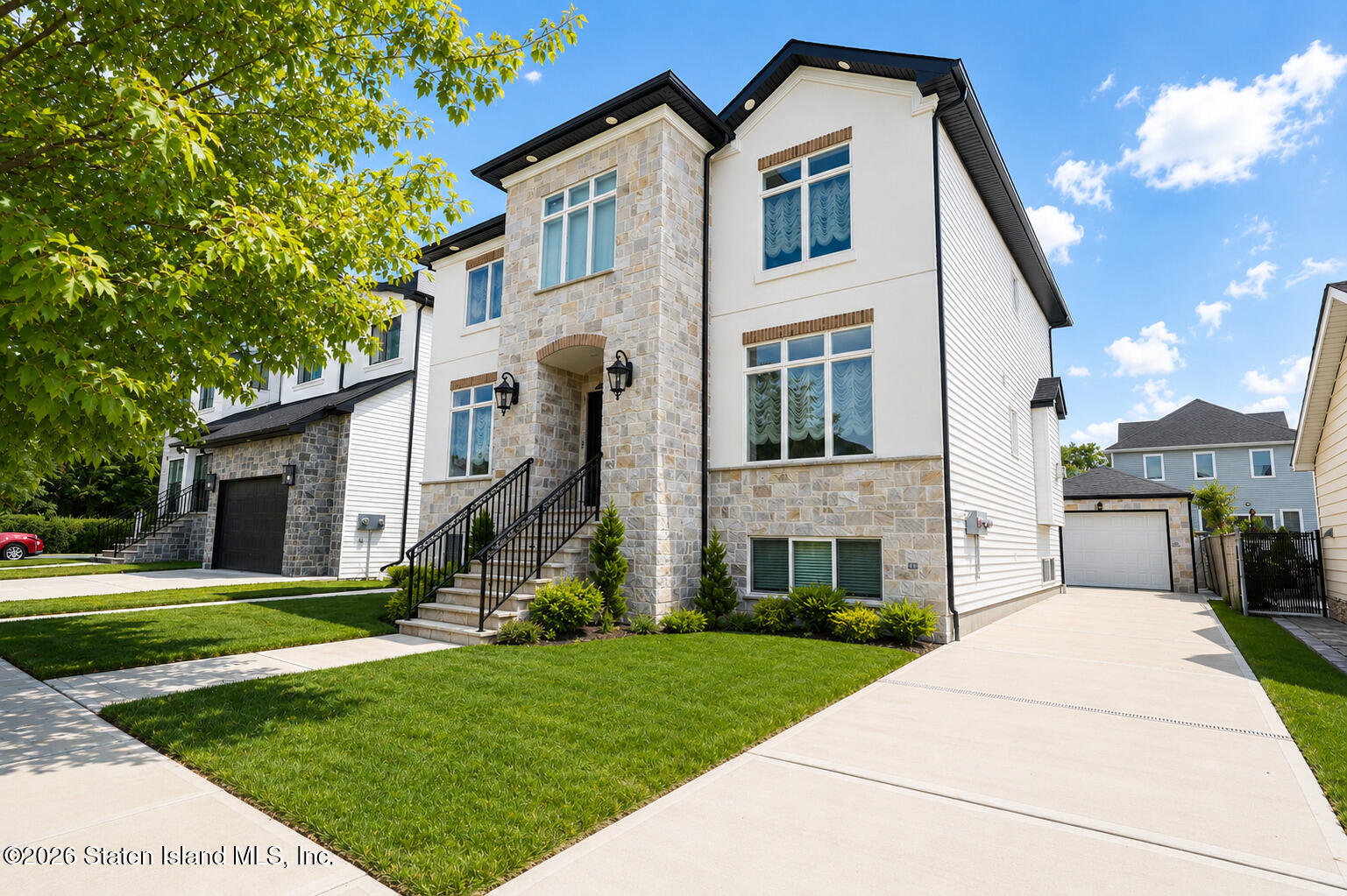 394 Stafford Avenue Image 3