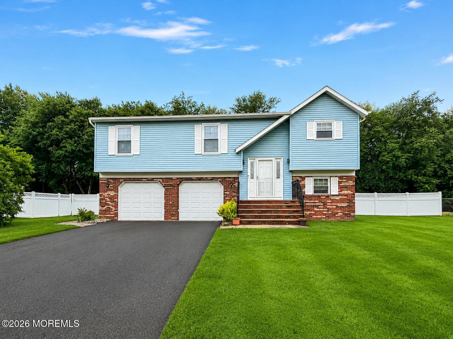 83 Starlight Road Image 3