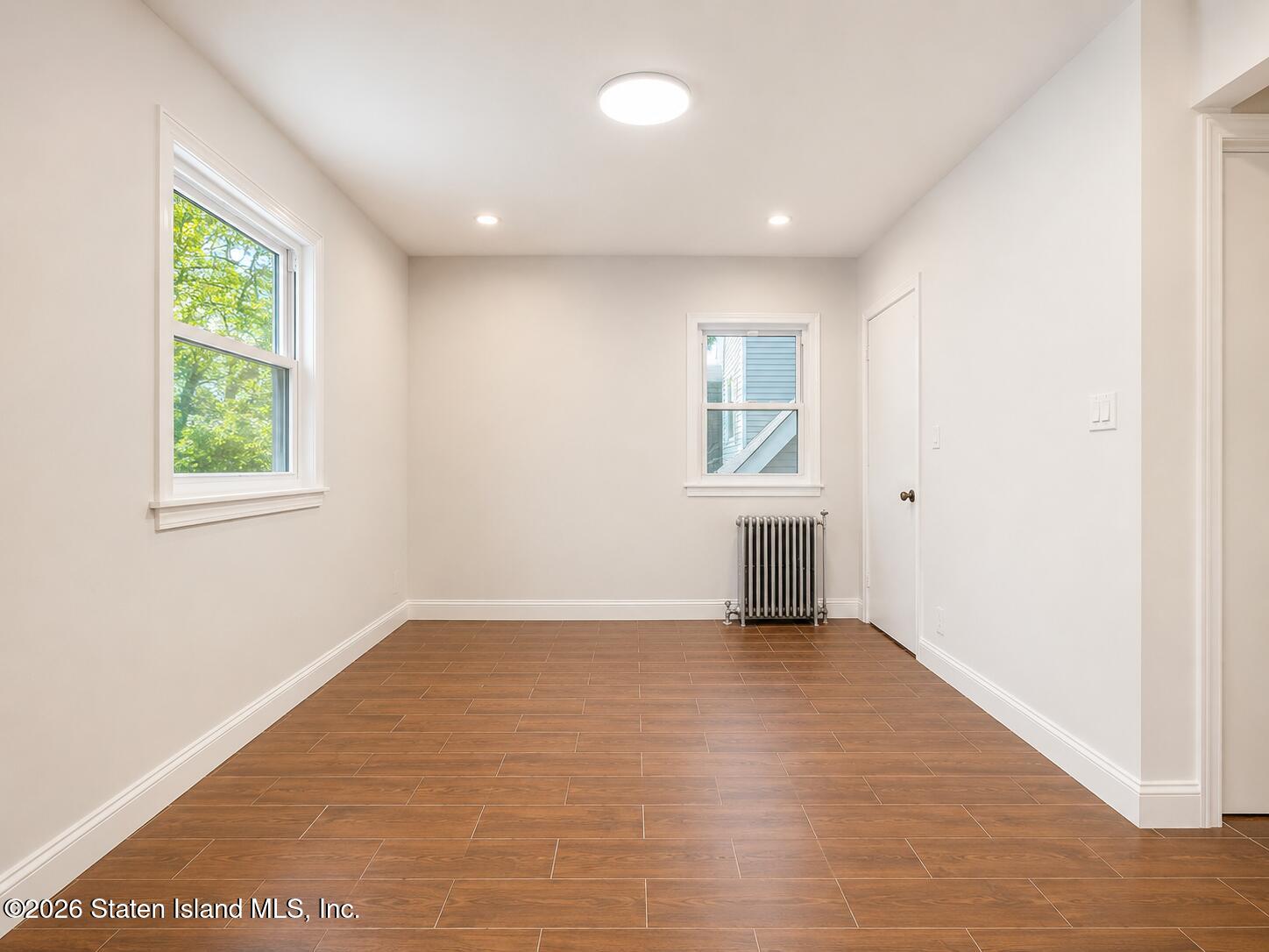 46 Eadie Place, Staten Island, NY, 10301 image 9