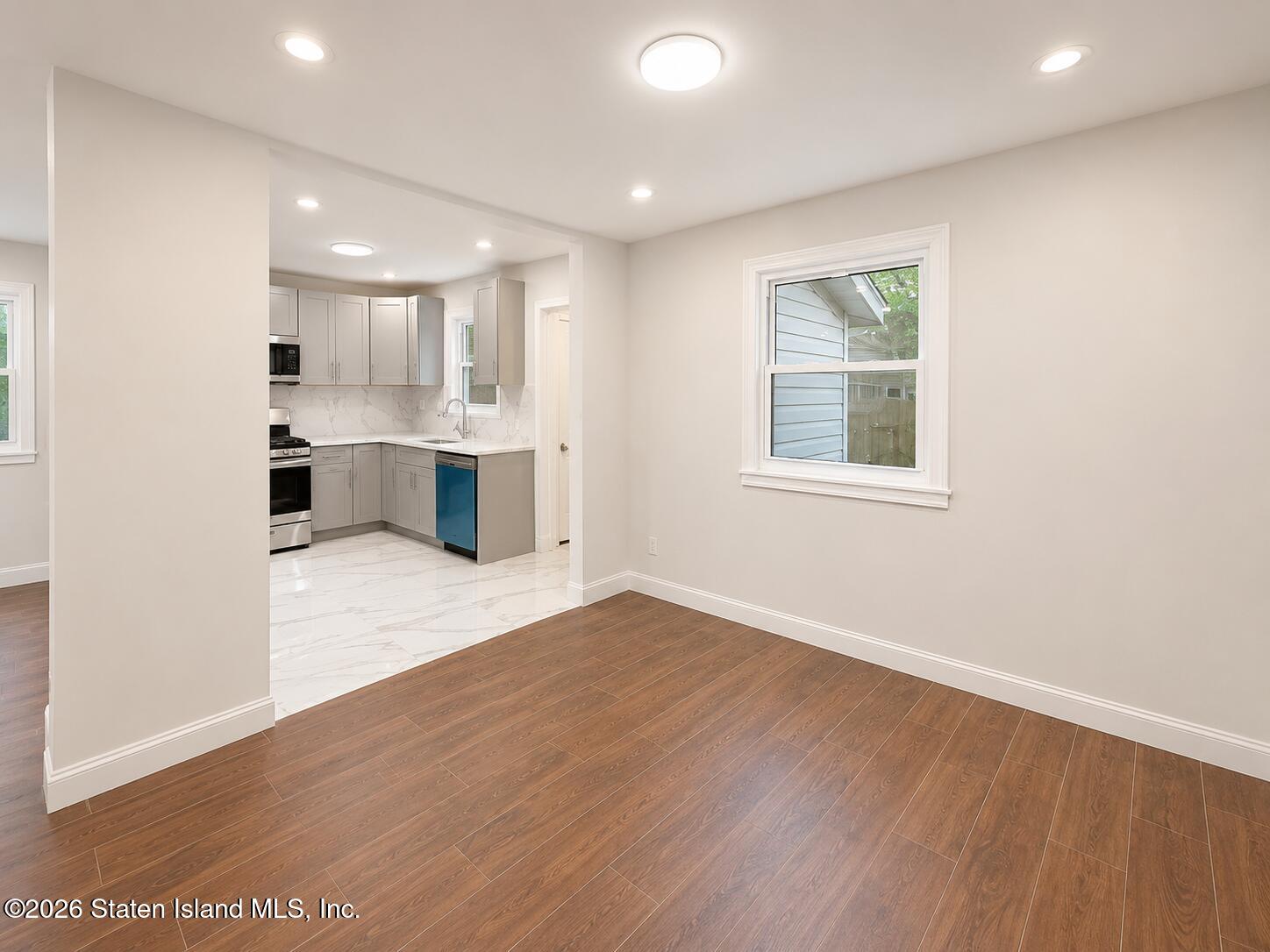46 Eadie Place, Staten Island, NY, 10301 image 7