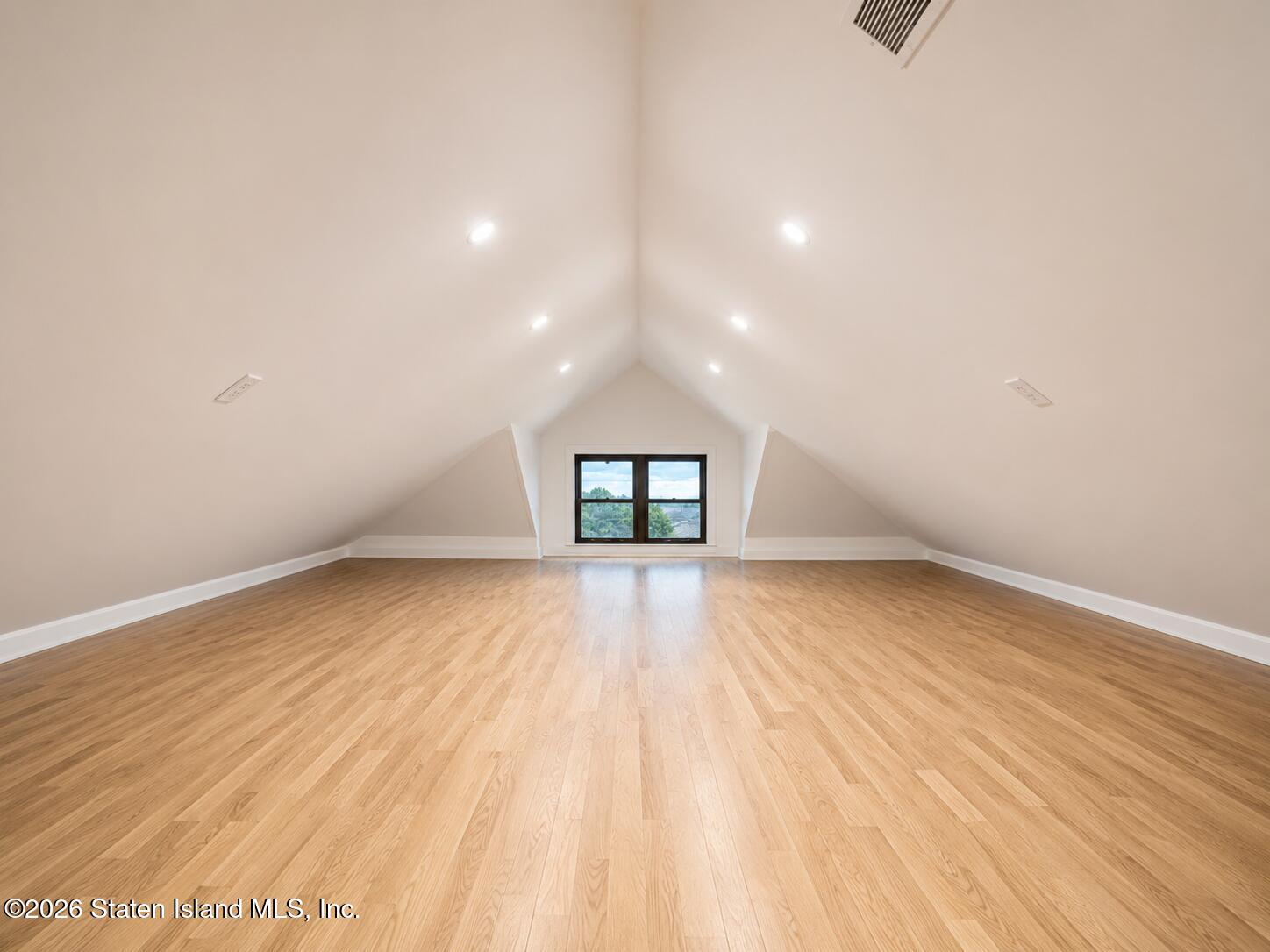 46 Eadie Place, Staten Island, NY, 10301 image 12