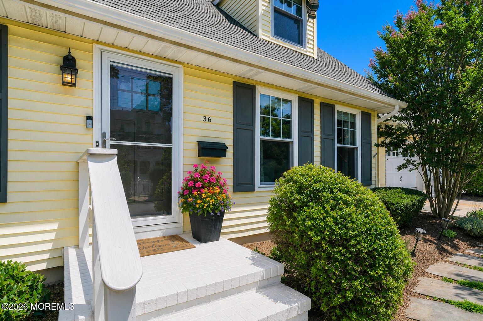 36 E Lincoln Avenue Image 1