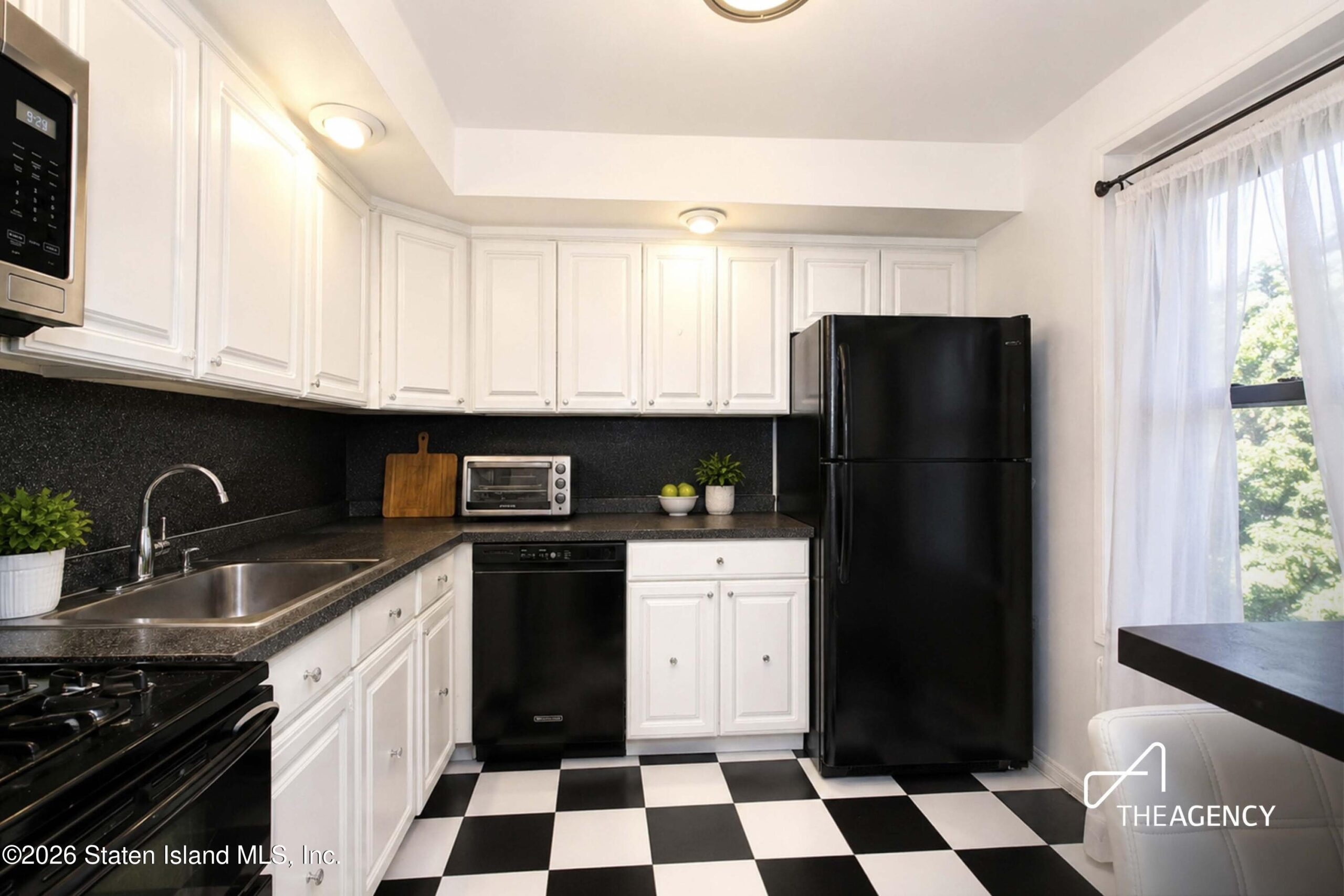 61 Oliver Street 2a, Brooklyn, NY, 11209 image 6