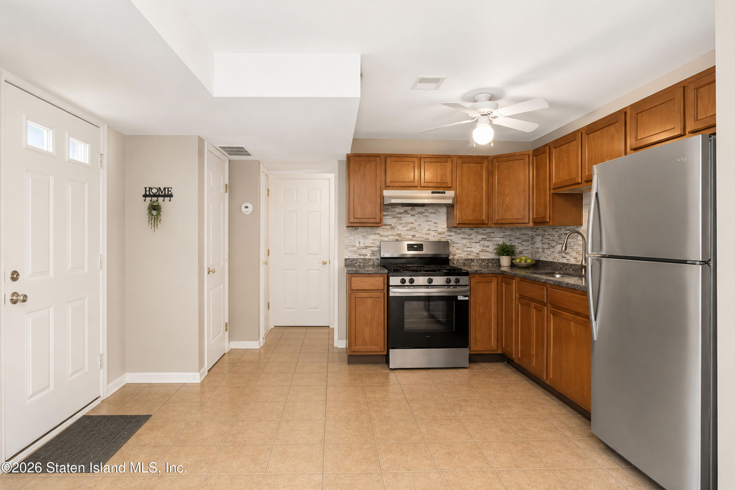 53 Erika Loop, Staten Island, NY, 10312 image 20