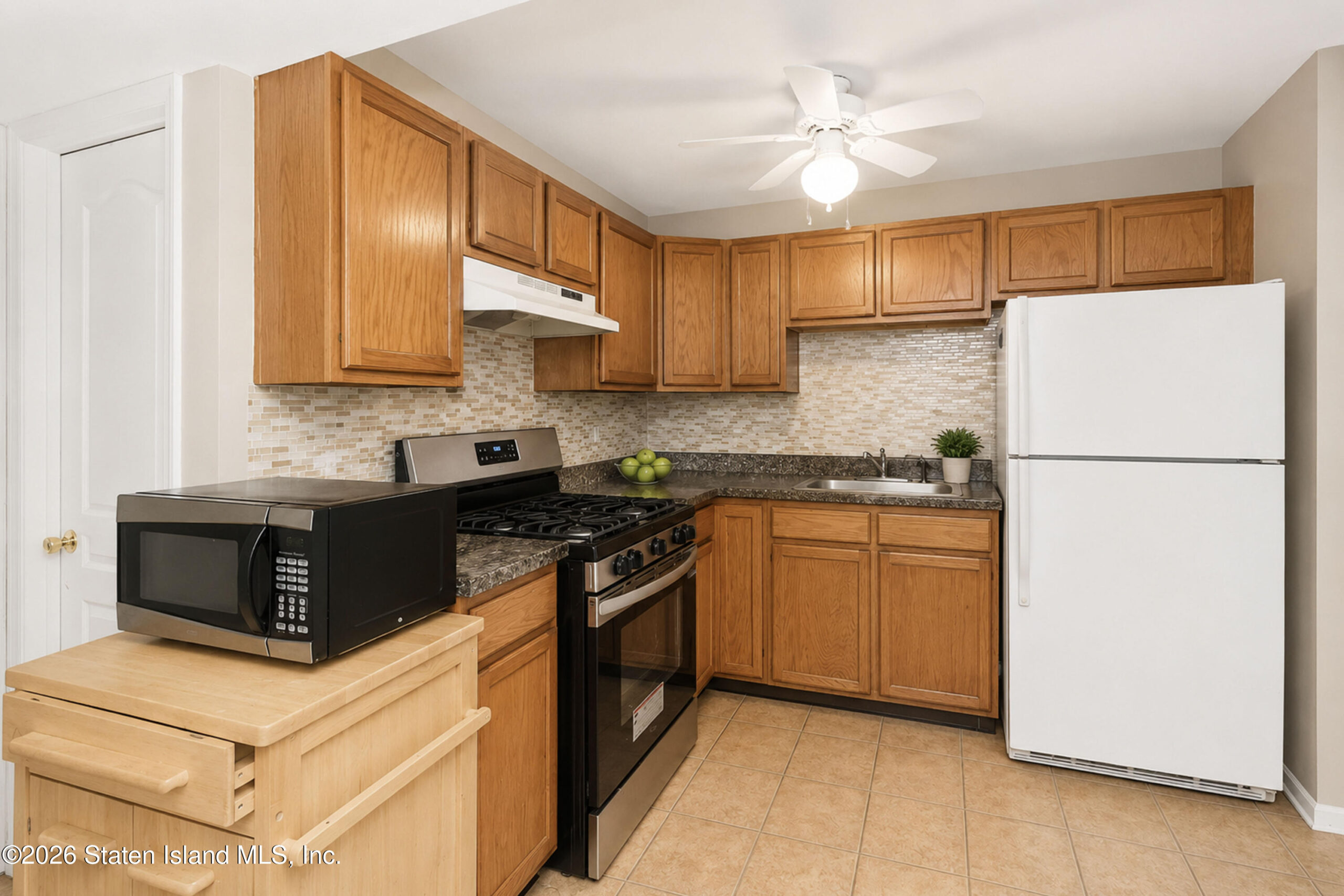 53 Erika Loop, Staten Island, NY, 10312 image 21