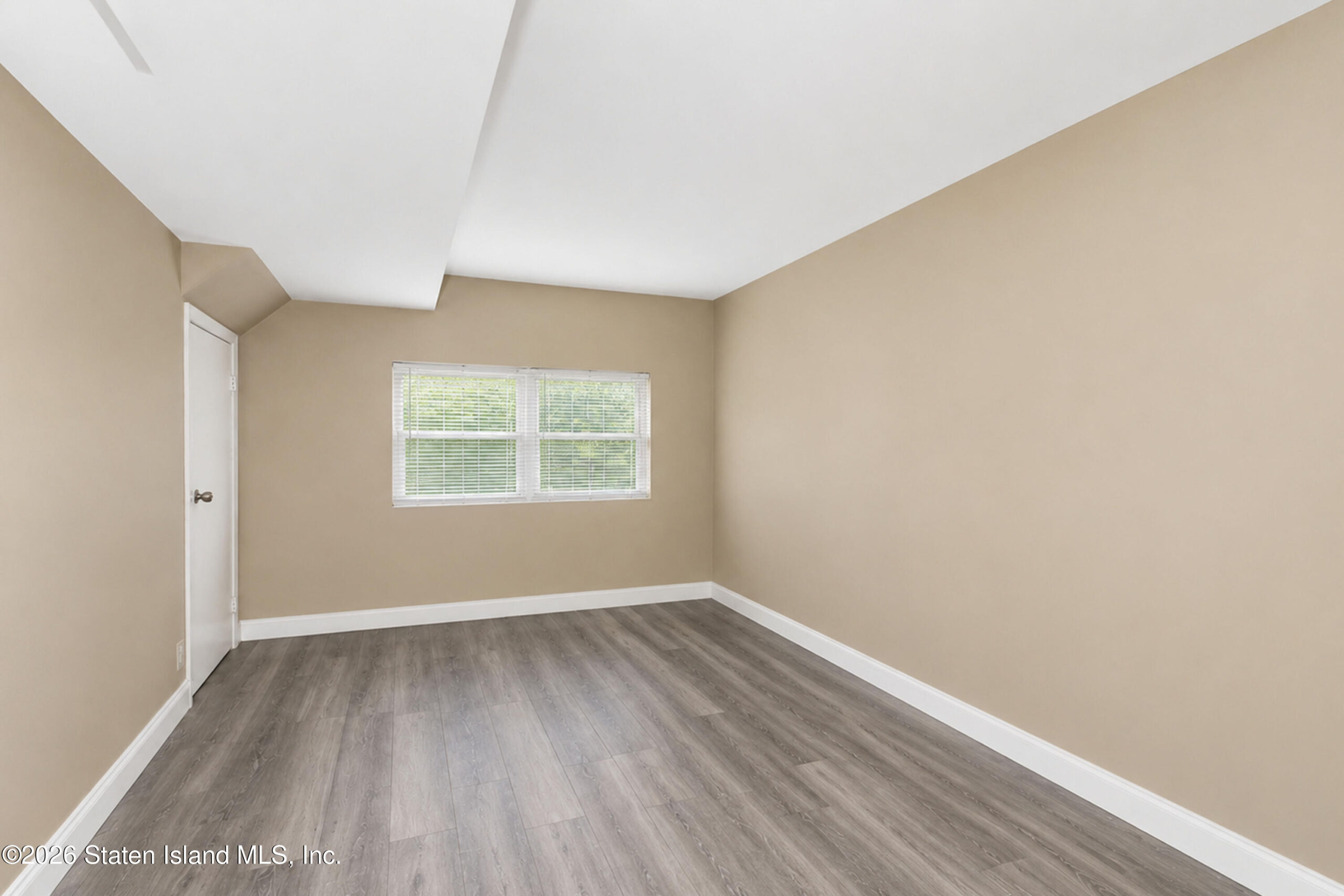 53 Erika Loop, Staten Island, NY, 10312 image 24