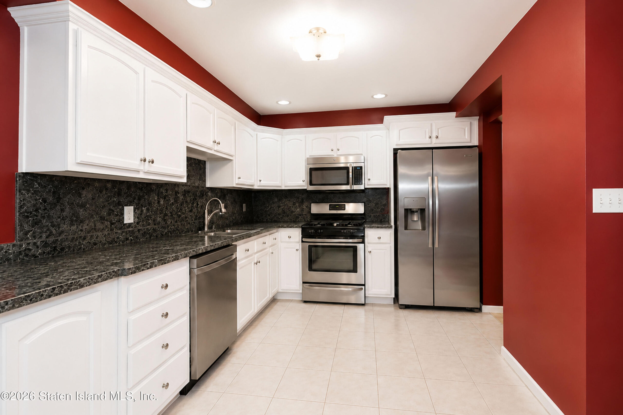 53 Erika Loop, Staten Island, NY, 10312 image 8