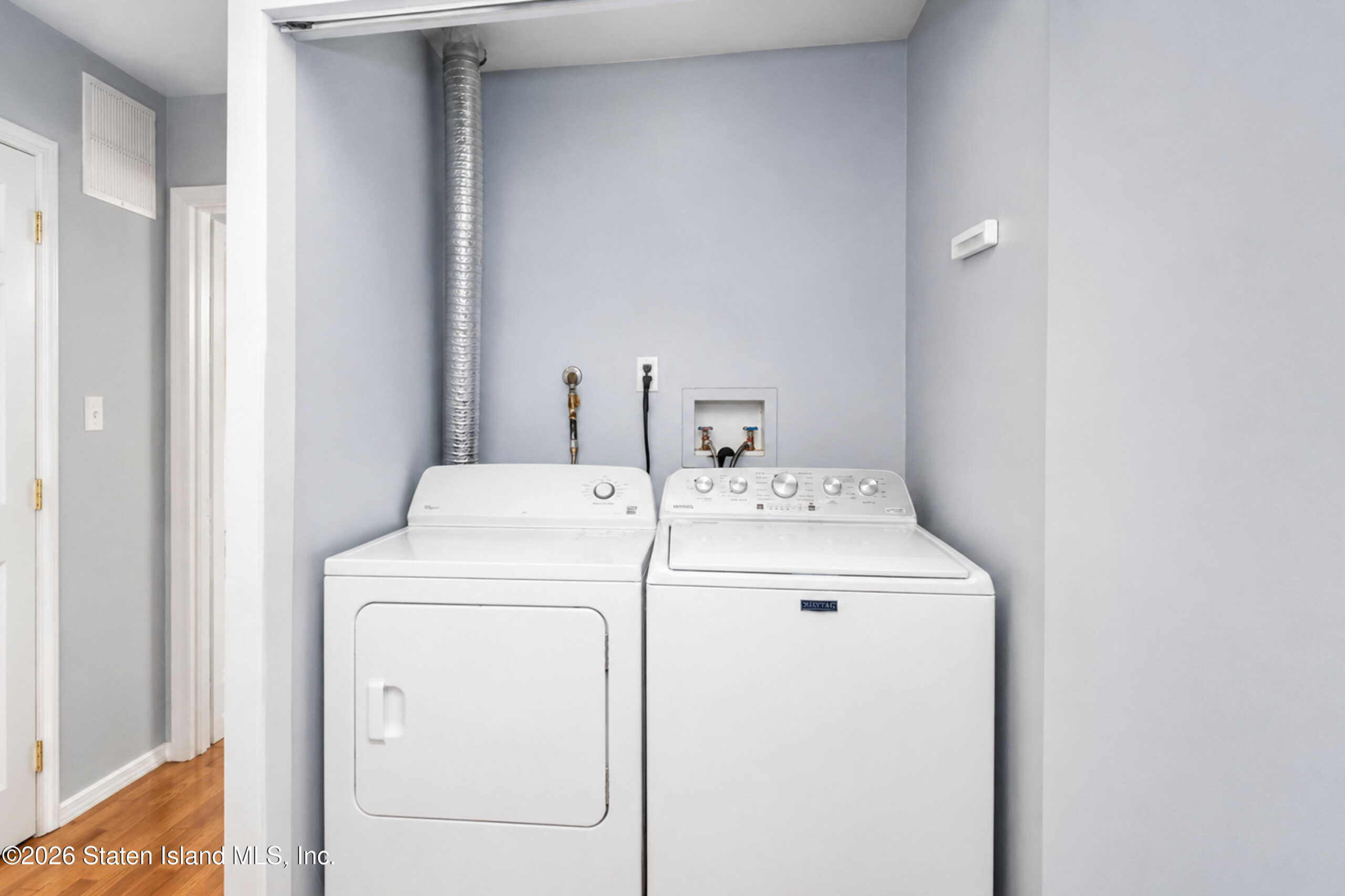 53 Erika Loop, Staten Island, NY, 10312 image 18