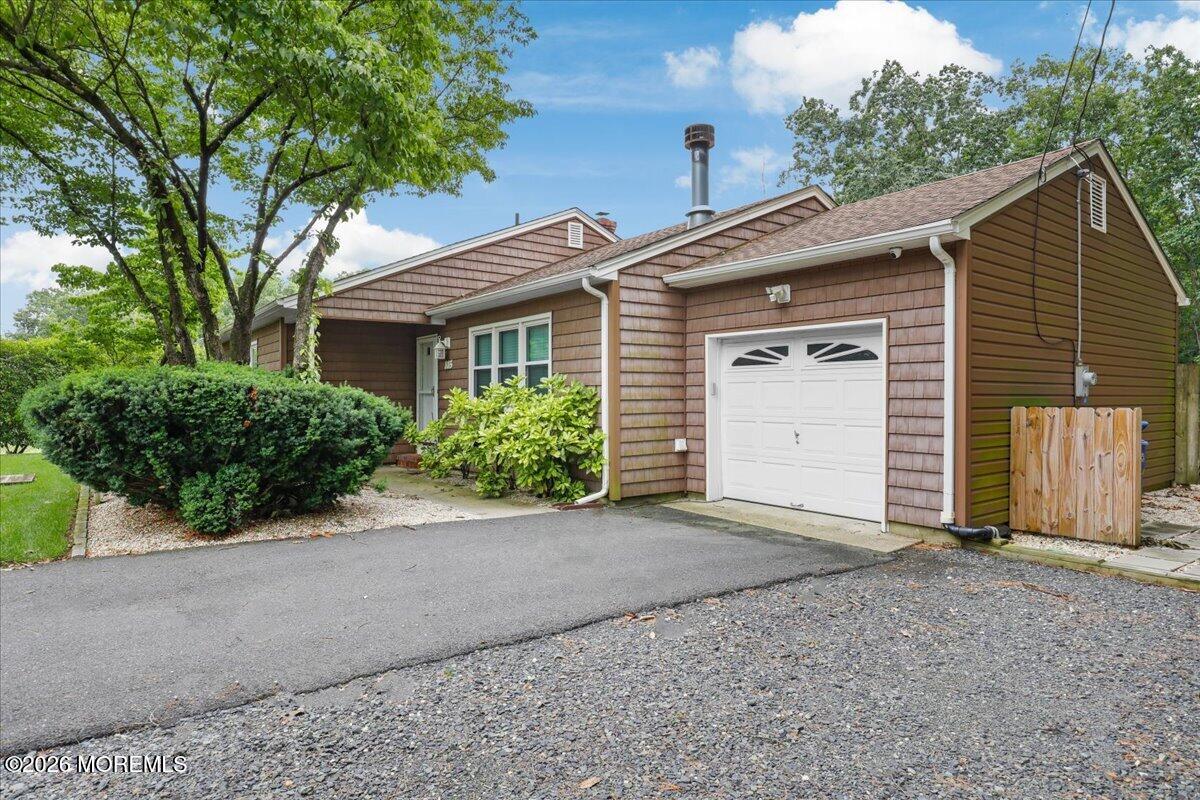 885 Hyson Road Image 4