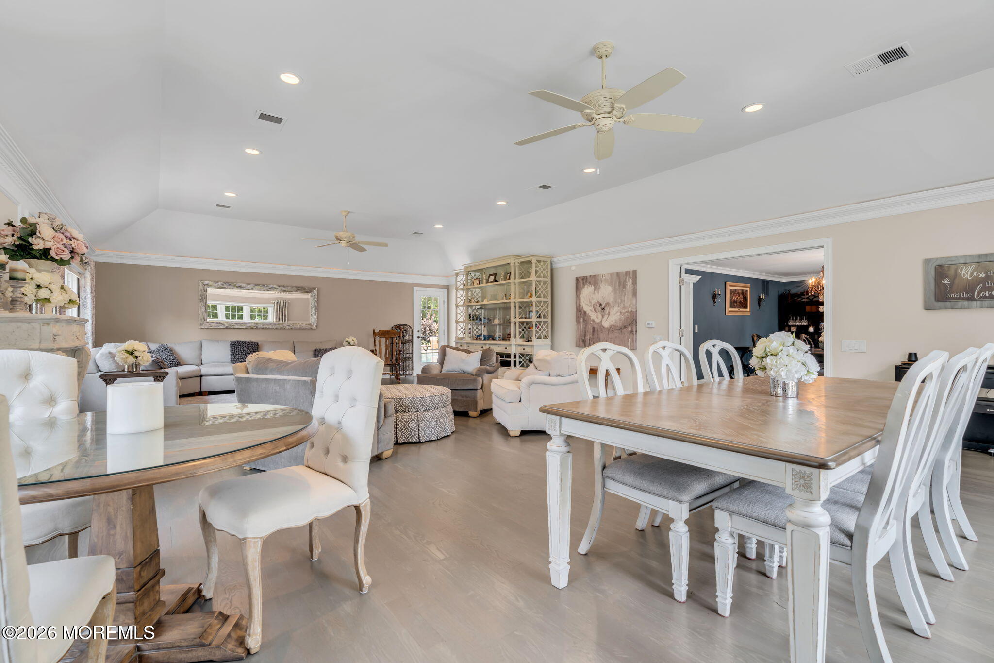 559 Colonia Boulevard, Colonia, NJ, 07067 image 24