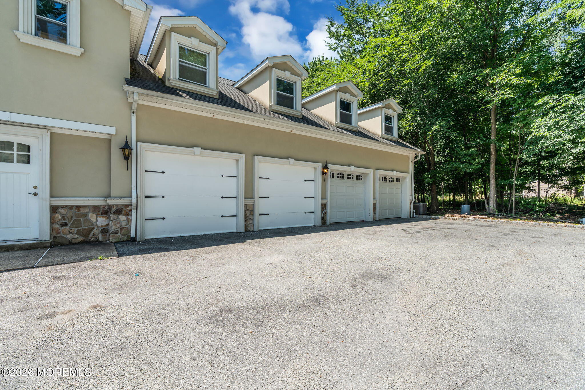 559 Colonia Boulevard, Colonia, NJ, 07067 image 56