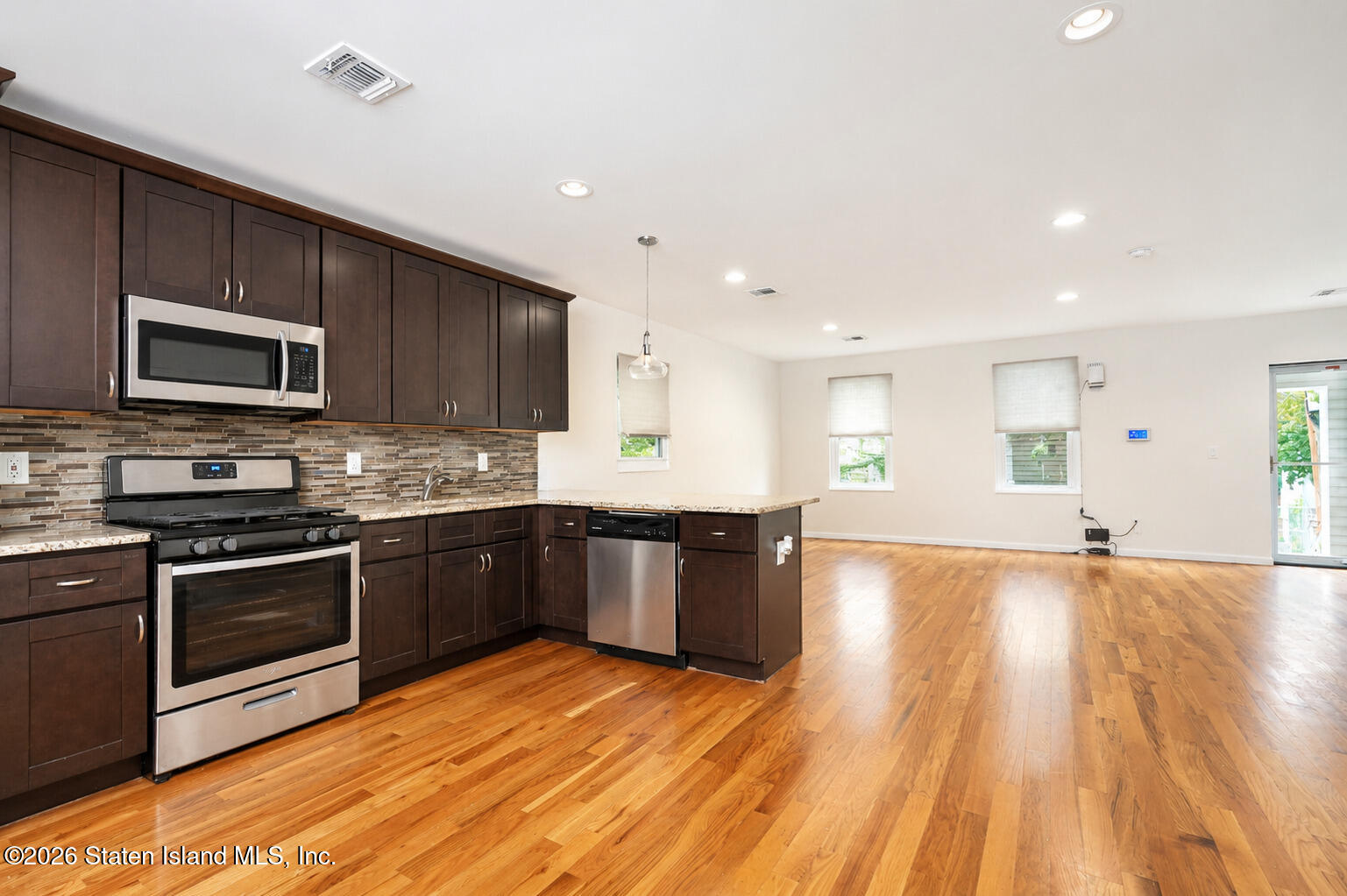 64 Cassidy Place, Staten Island, NY, 10301 image 8