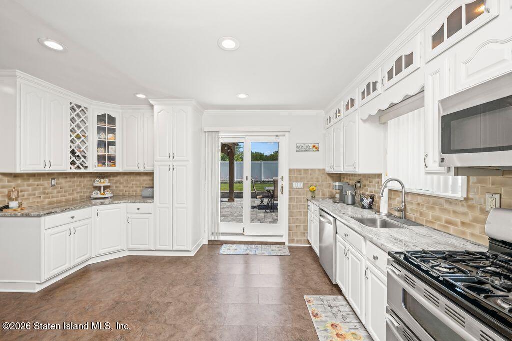 357 Foster Road, Staten Island, NY, 10309 image 9