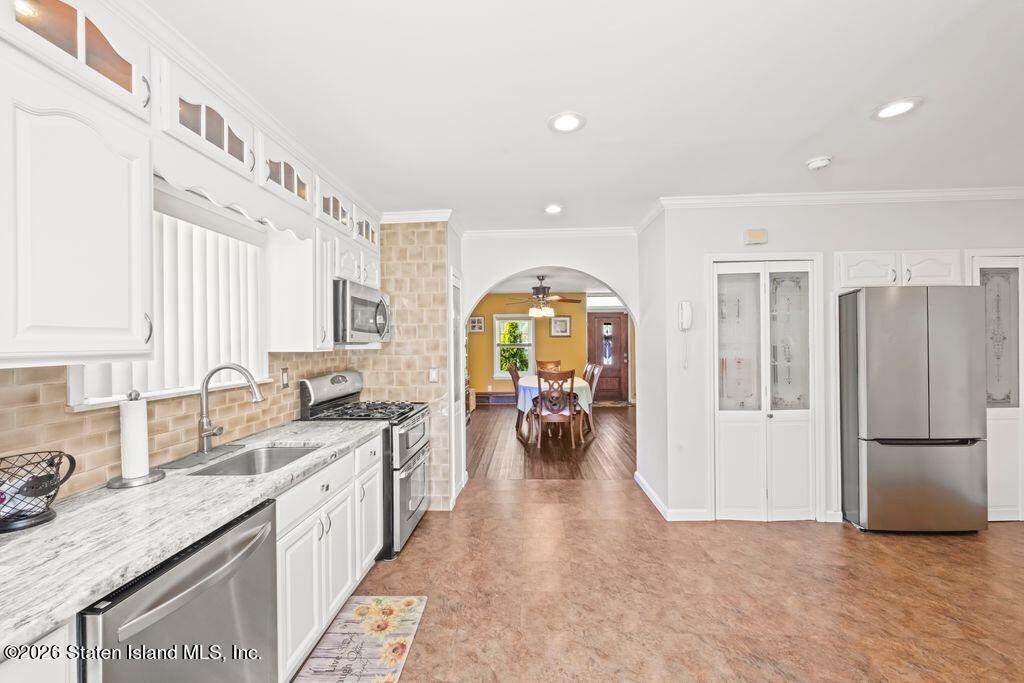 357 Foster Road, Staten Island, NY, 10309 image 10
