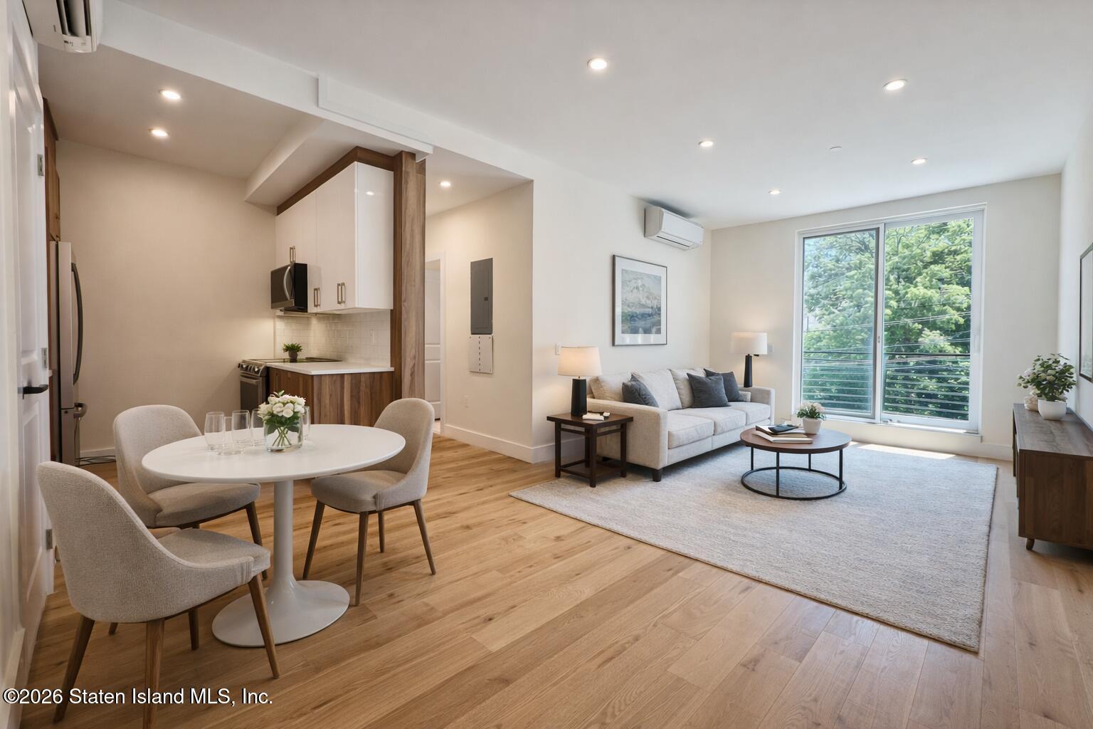 3865 Amboy Road 3a Image 1