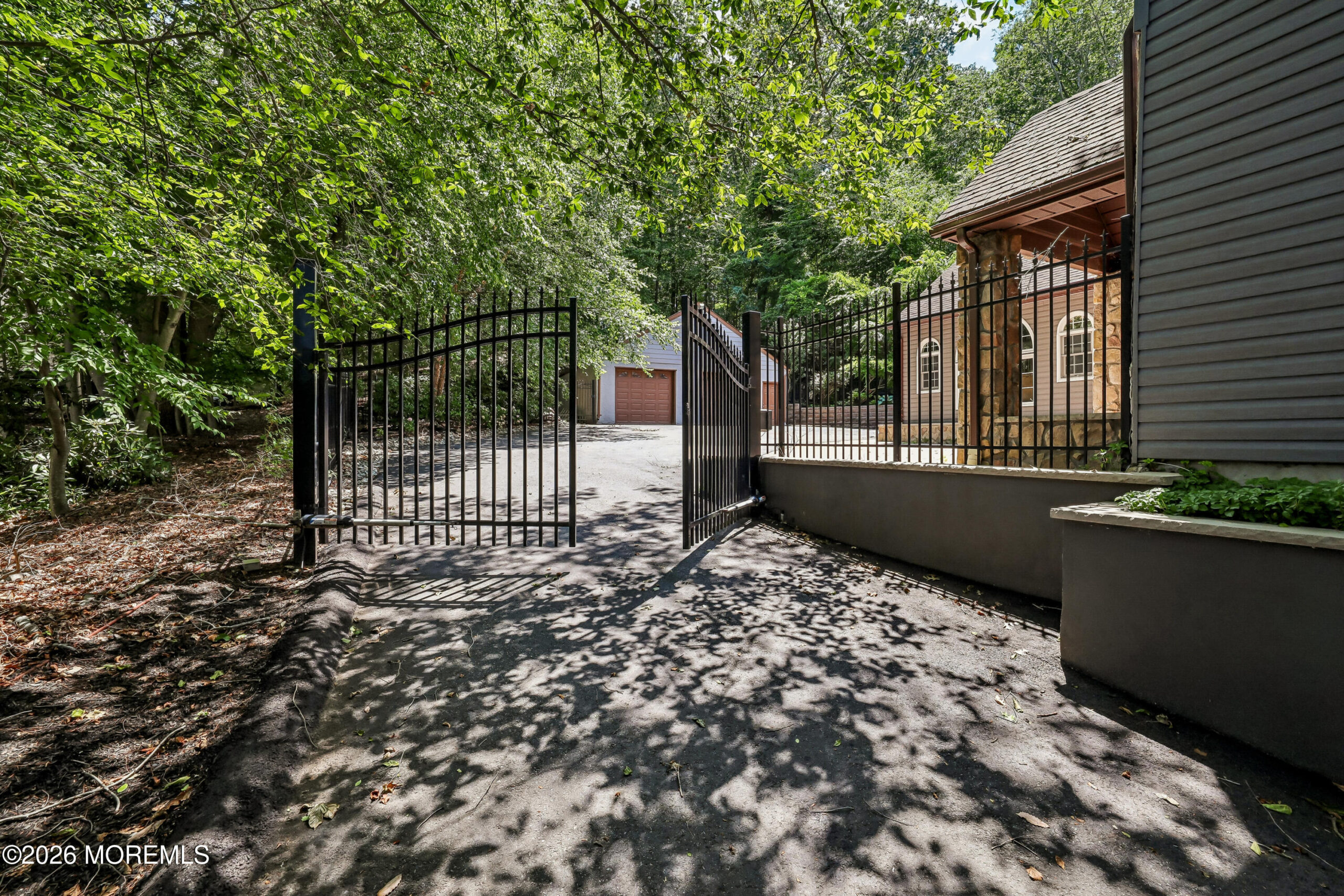 827 Holmdel Road, Holmdel, NJ, 07733 image 31